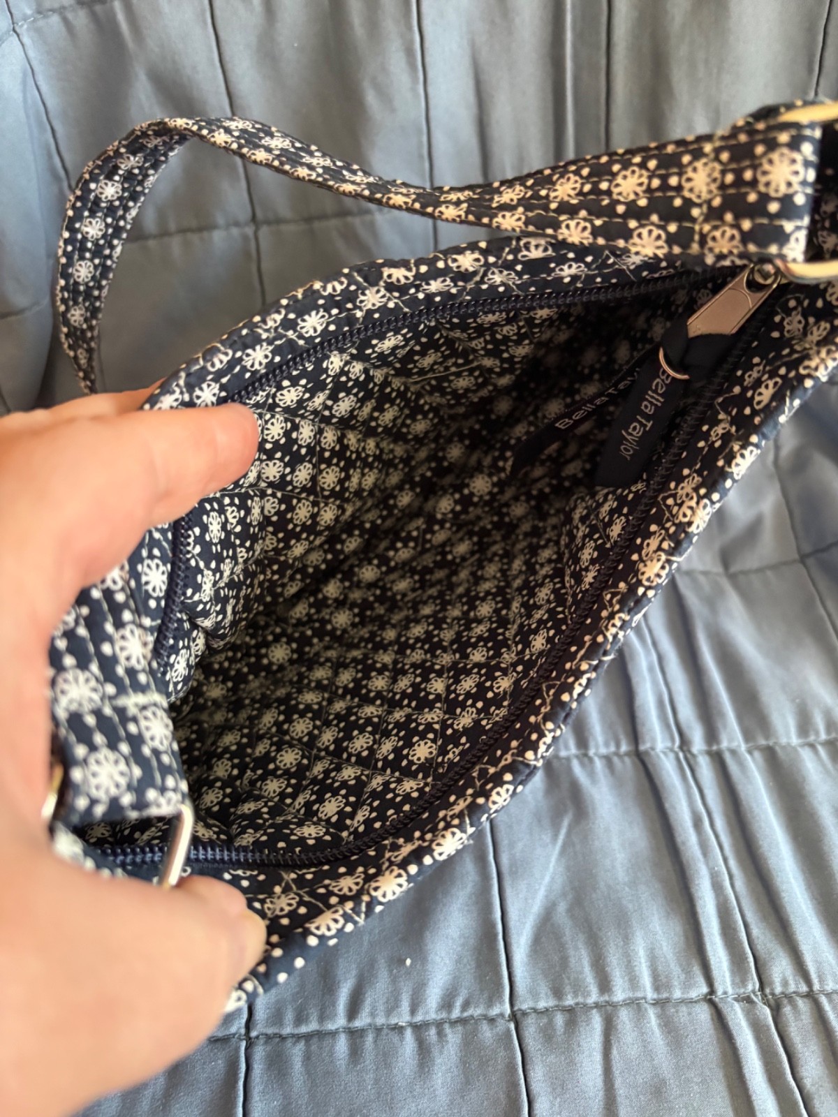 BELLA TAYLOR SMALL CRESCENT SHAPED NAVY BLUE WHITE SHOULDER PURSE WITH ZIPPER
