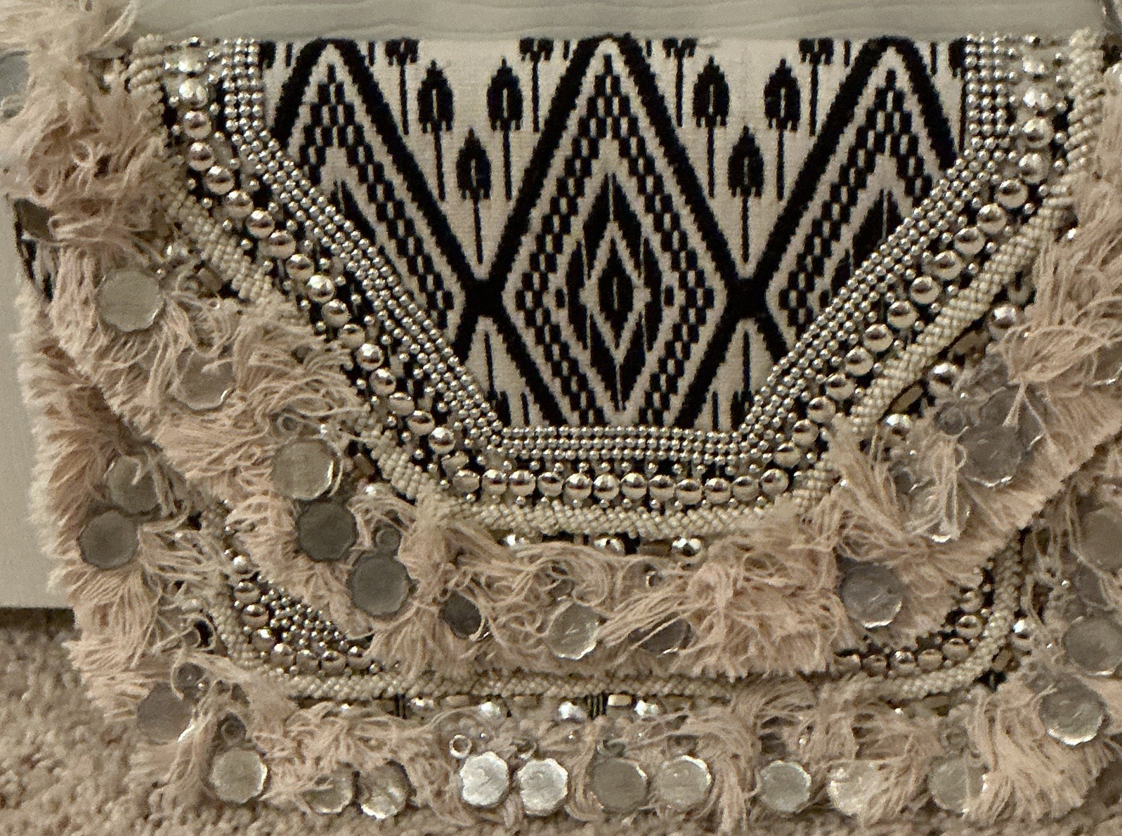 Antik Kraft Black White Beige Geometric Beaded Fringe Coin Clutch Snap Closure