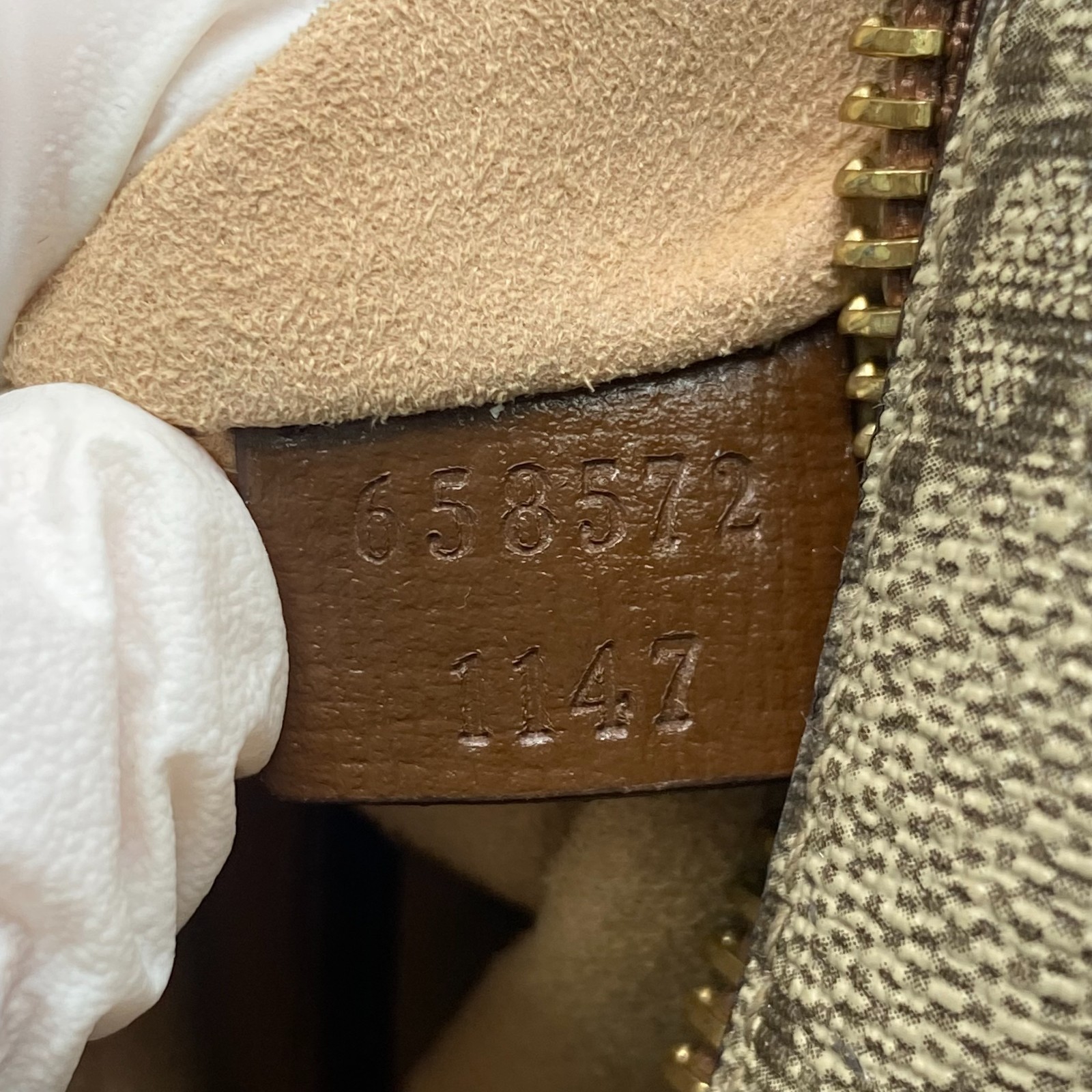 GUCCI GG Supreme Monogram AzaleaCalfskin Mini Retro Interlocking /j1173