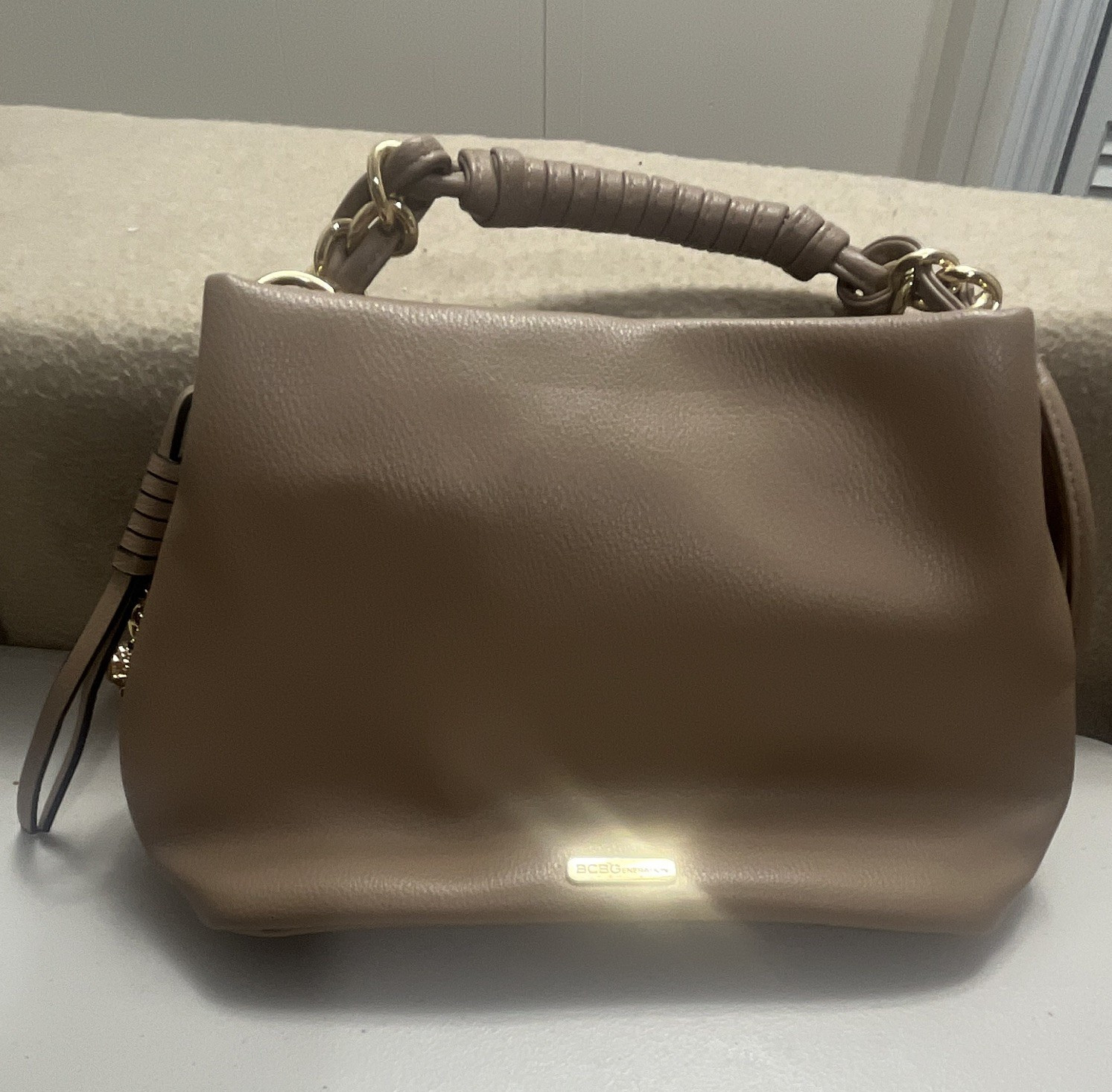 BCBGMAXAZRIA Brown Satchel/Top Handle Bag Zip, Detachable Strap Pockets Gold