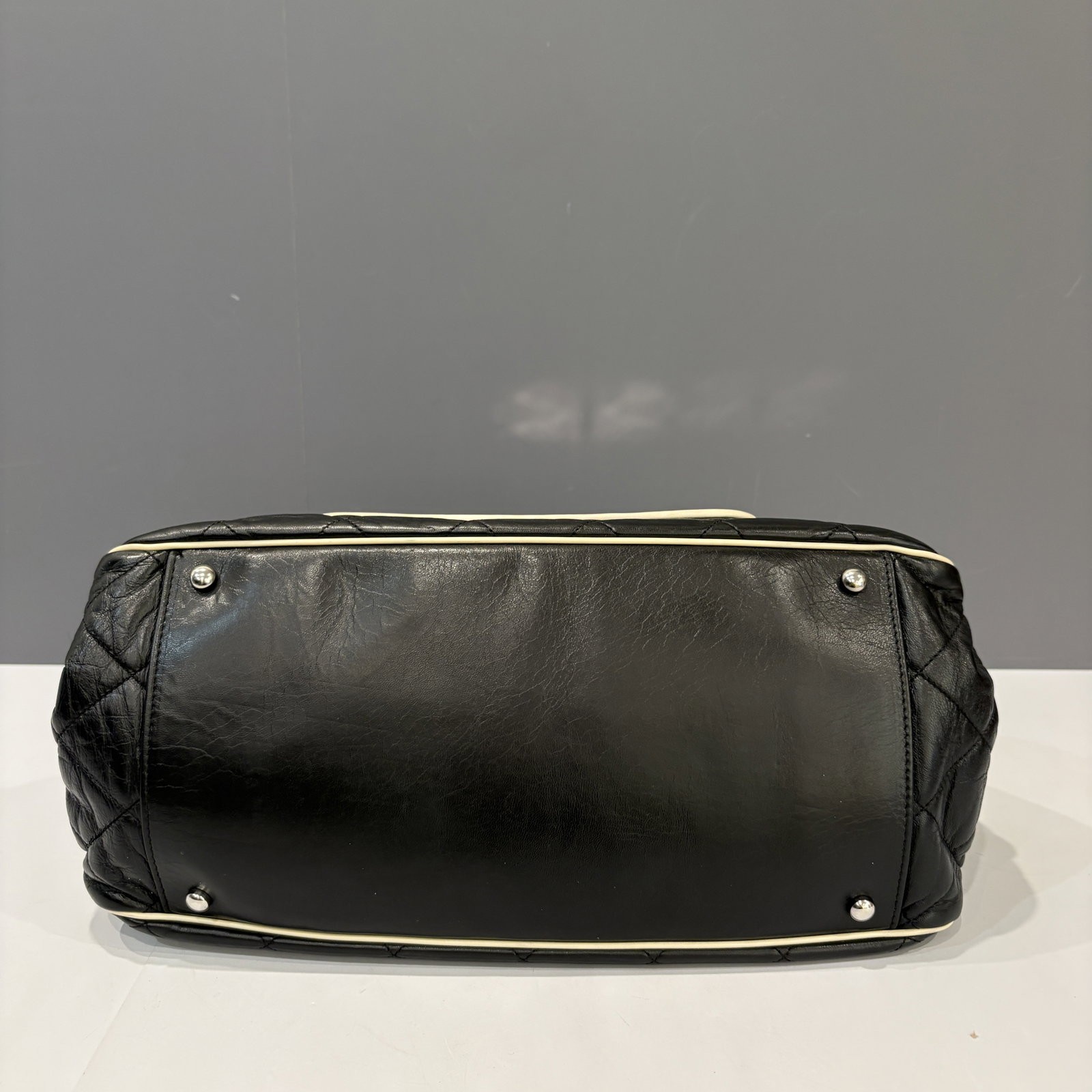 Chanel Quilted East West Accordion Flap Lambskin Soft Calfskin (tz031926a3)