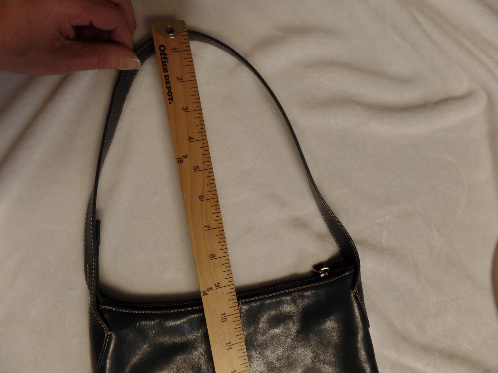 Nordstrom Navy Leather Shoulder Bag Organizer Paisley Interior Very Clean Smooth