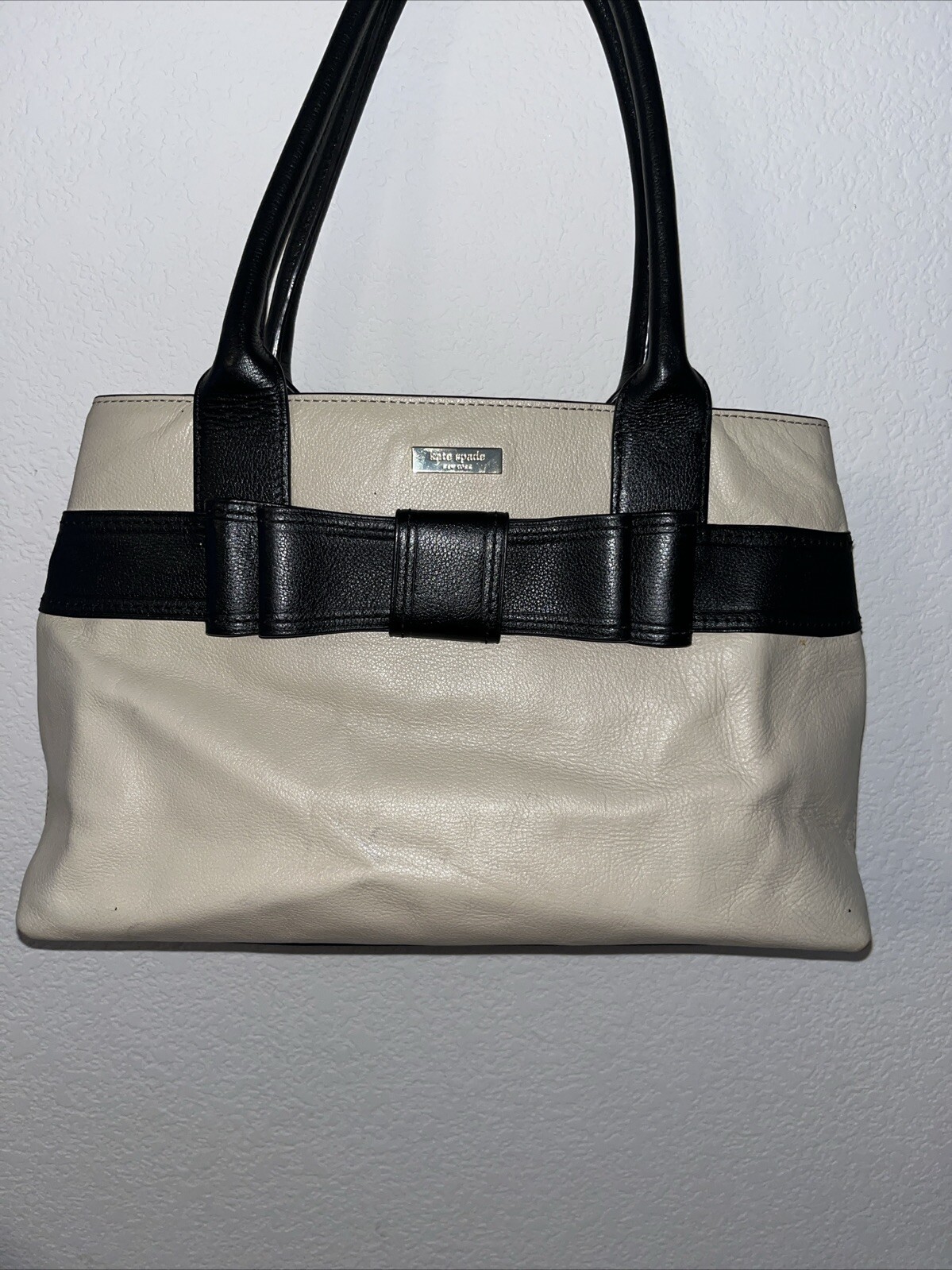 Kate Spade Tan & Black Medium Tote Bow Detail On Front See Photos For Wear