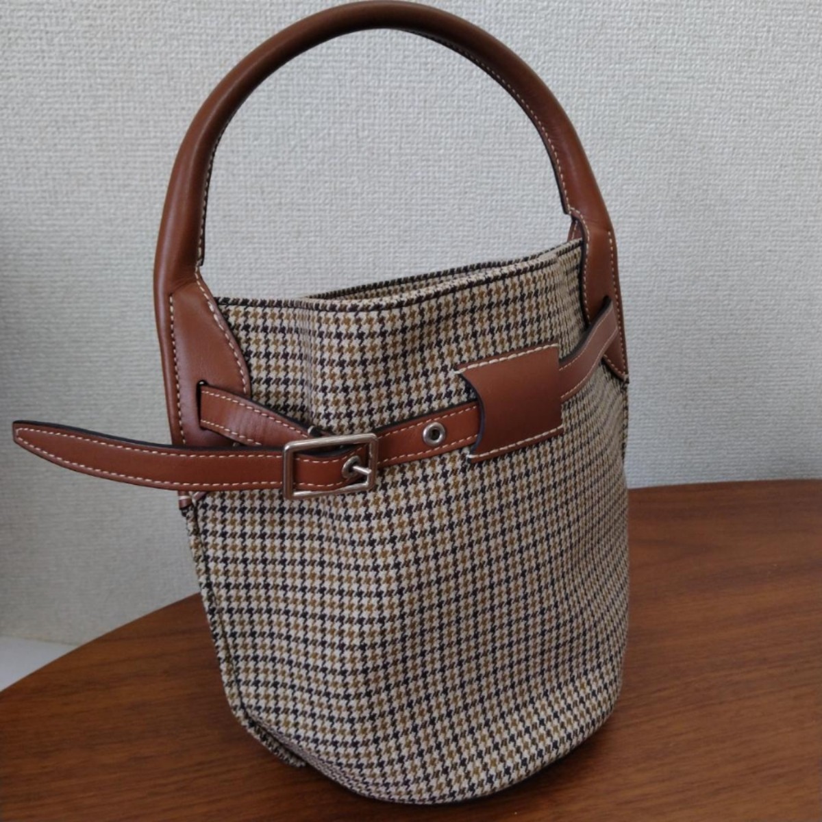 STUNNING CELINE Big Bag Nano Bucket – Plaid Tweed Pattern – Excellent Condition