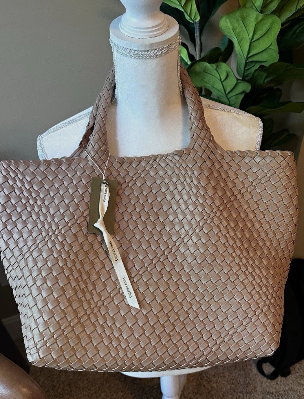 Vera Bradley Small Taupe Woven Tote Bag Zip Closure Gold Hardware w/ Pouch
