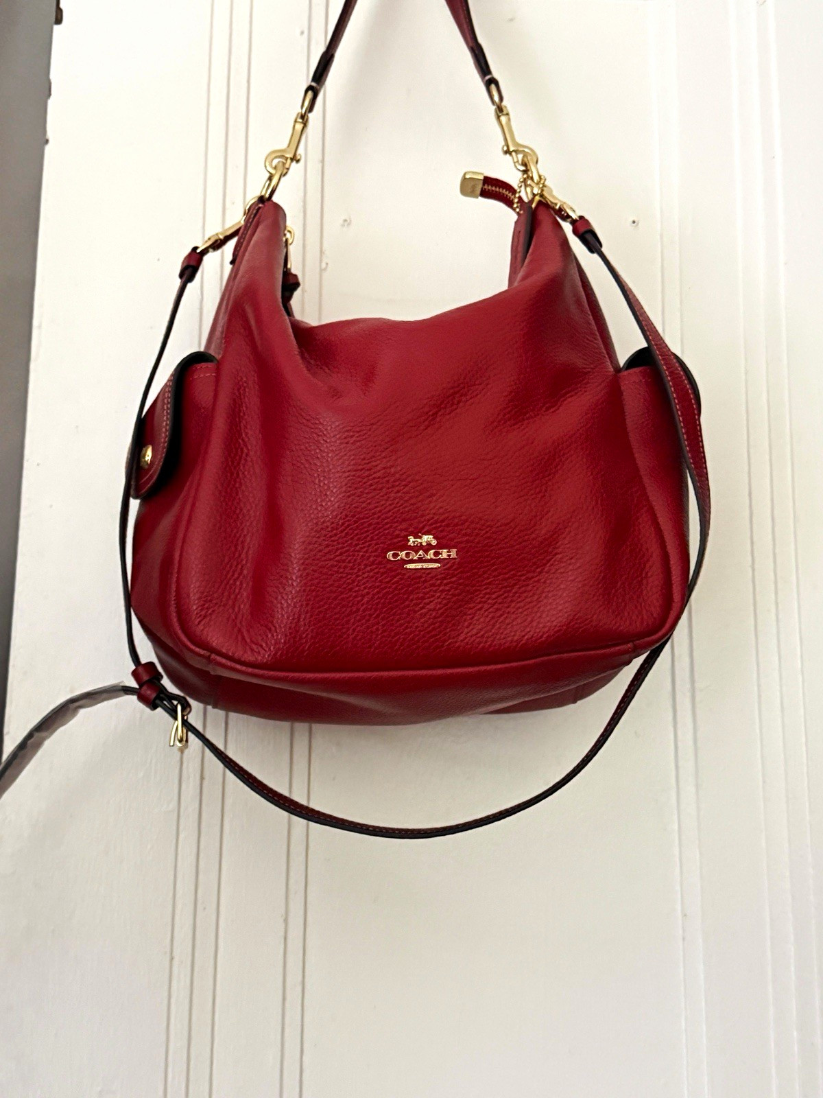 Coach Hobo bag pennie bag in Burgundy Pebbled Crescent