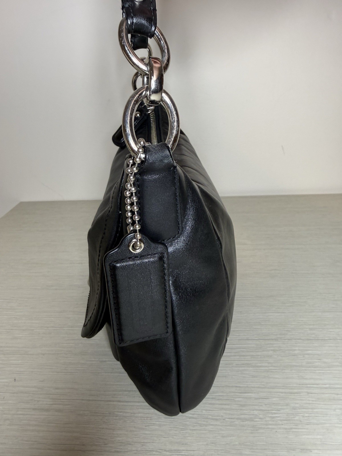 Coach Kristin Leather Hobo Shoulder Bag Handbag Black Pink Lining F22306