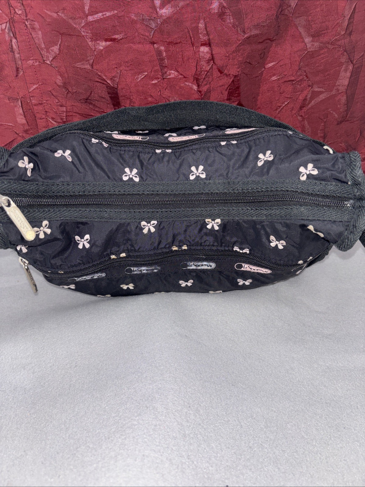 RARE LeSportSac Classic Hobo Embroidered BOWS Adjustable Crossbody W/Pouch GUC