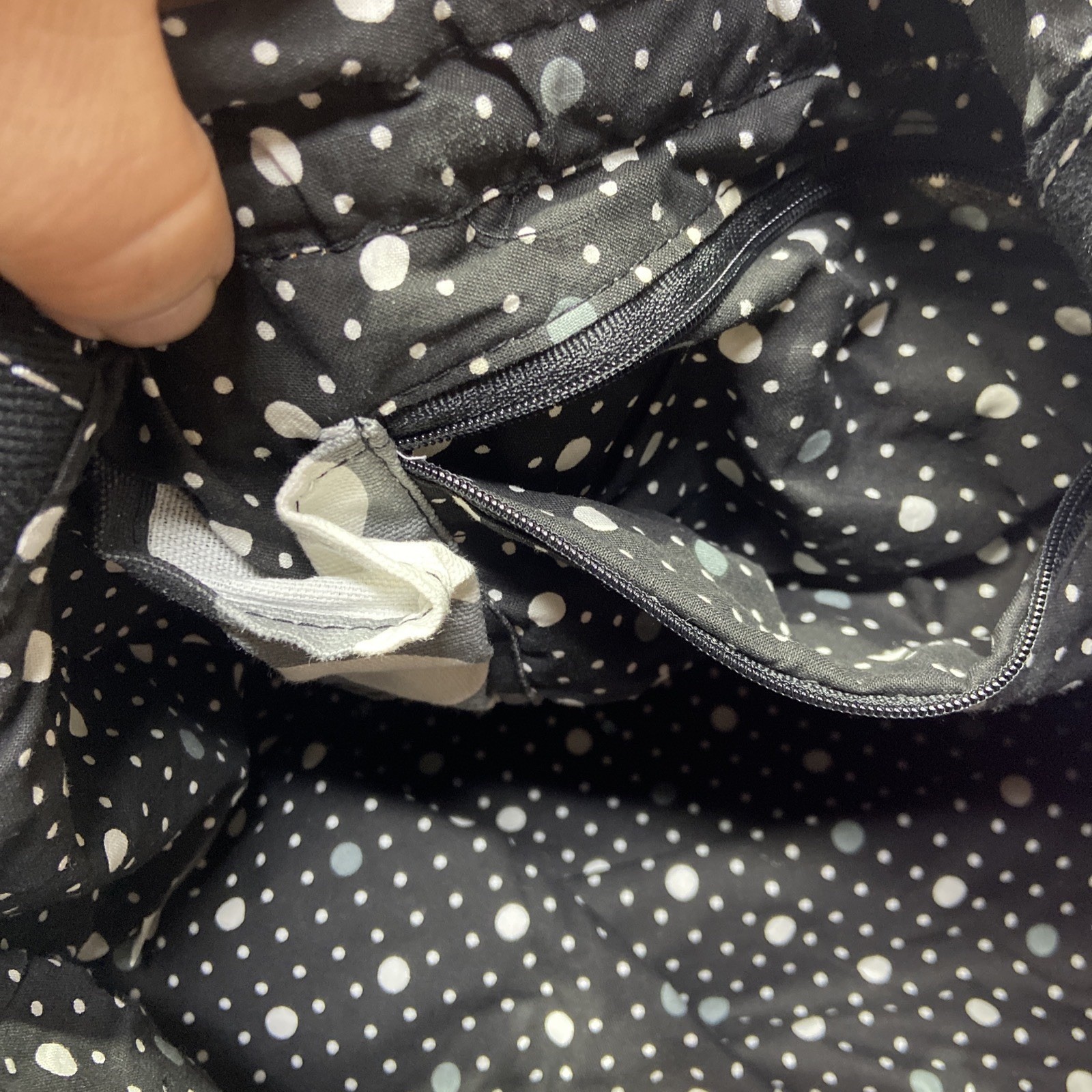 Thirty-One Around Town Tote in Gray/white/Black. Tiffany