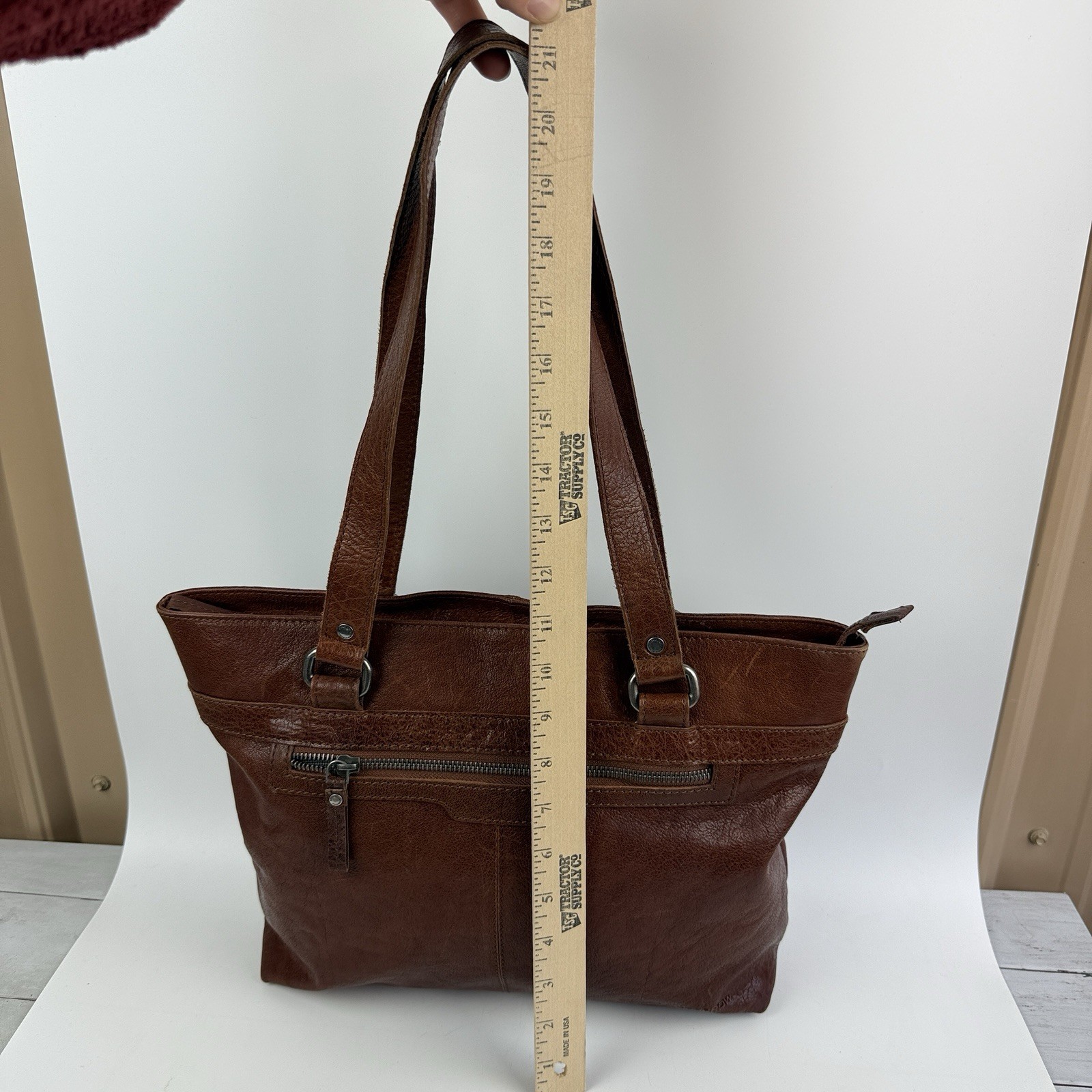 Spikes & Sparrow brown genuine leather laptop shoulder bag various pockets