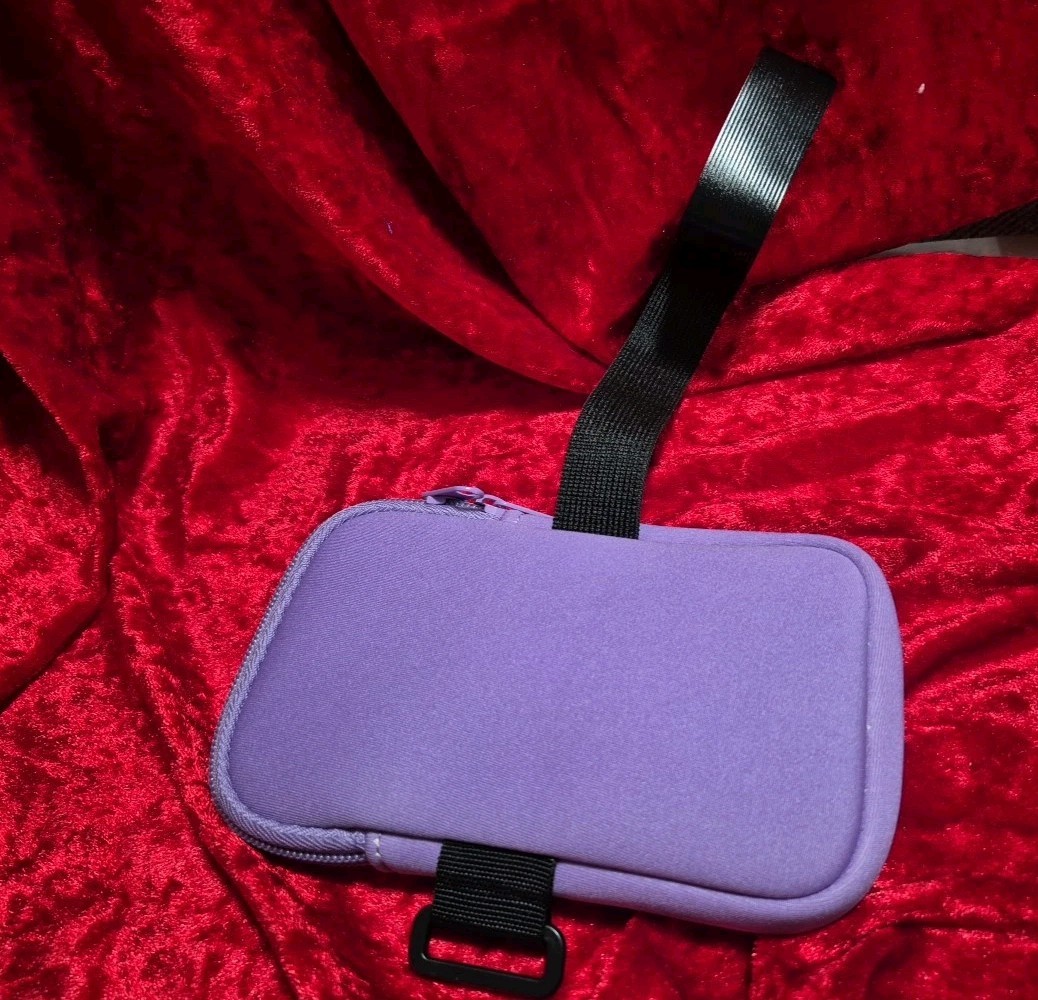 6 1/2″ x 4 1/4″ Zippered Arm Jogger Phone Media Player Purple Pouch with net pkt