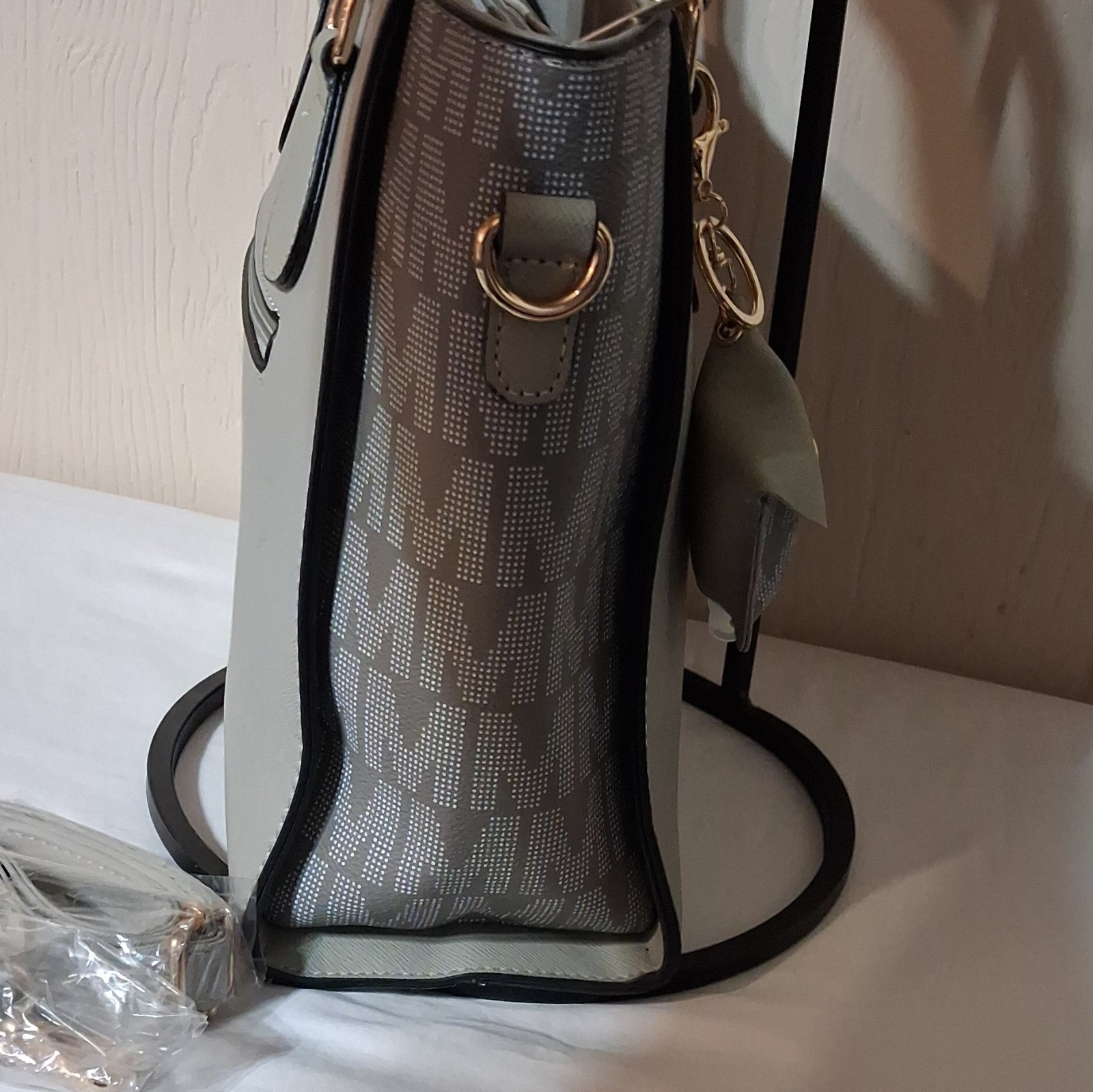 Secosana Gray Logo Satchel Top Handle Zip Detach Adjust Strap Gold Keychain