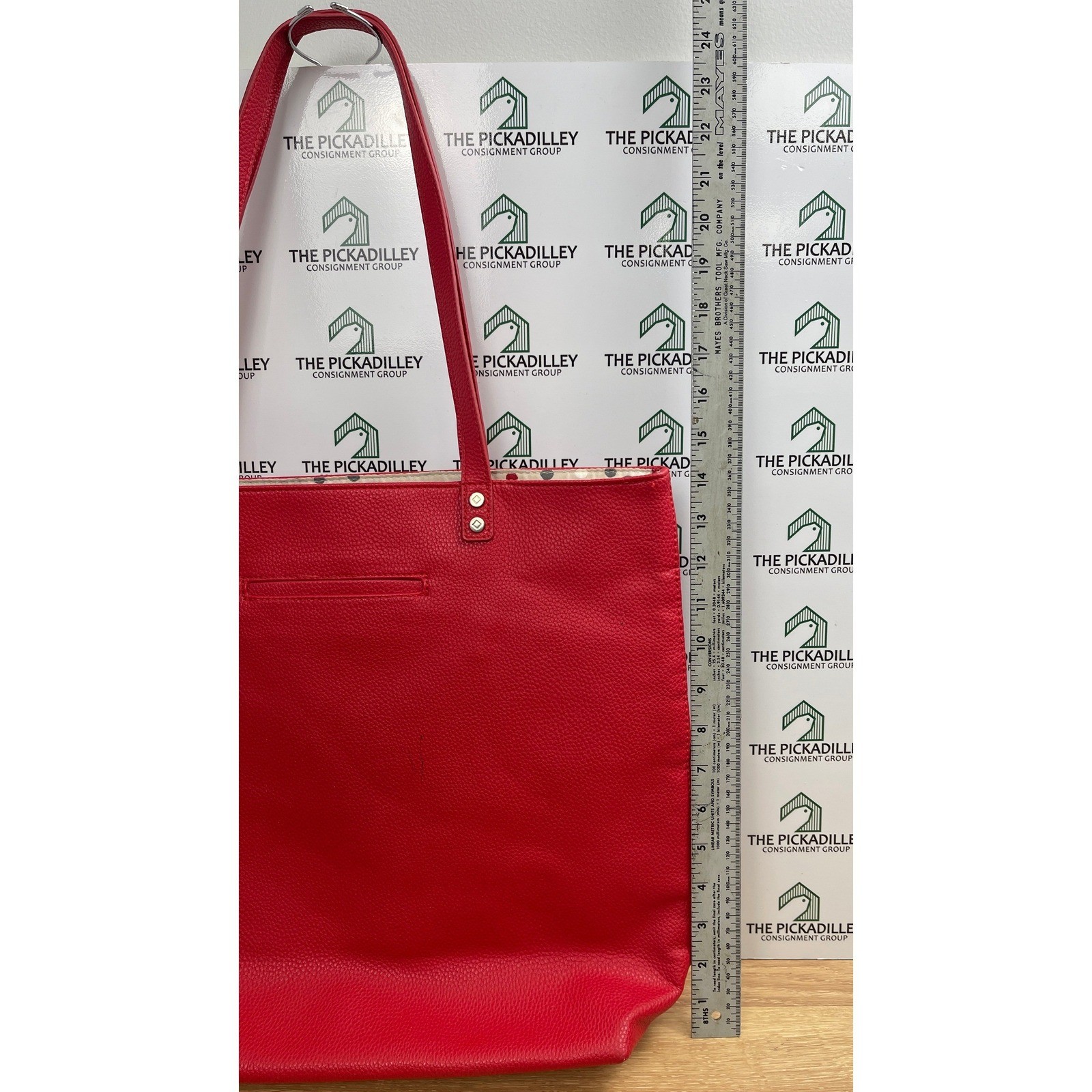 Thirty-One Around Town Tote Red Pebbled Faux Leather Shoulder Bag Polka Dot