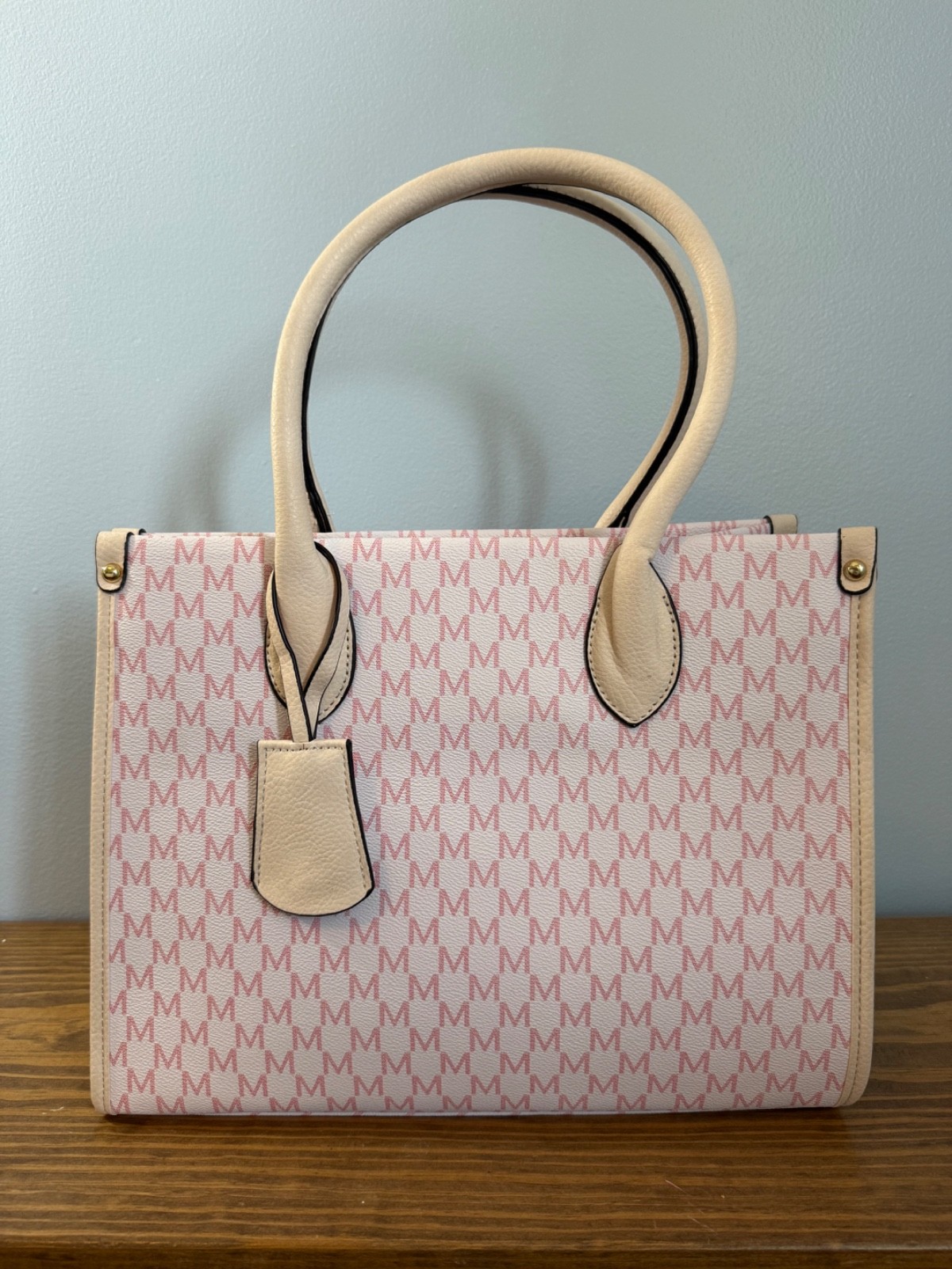 womans handbags medium tote NEW