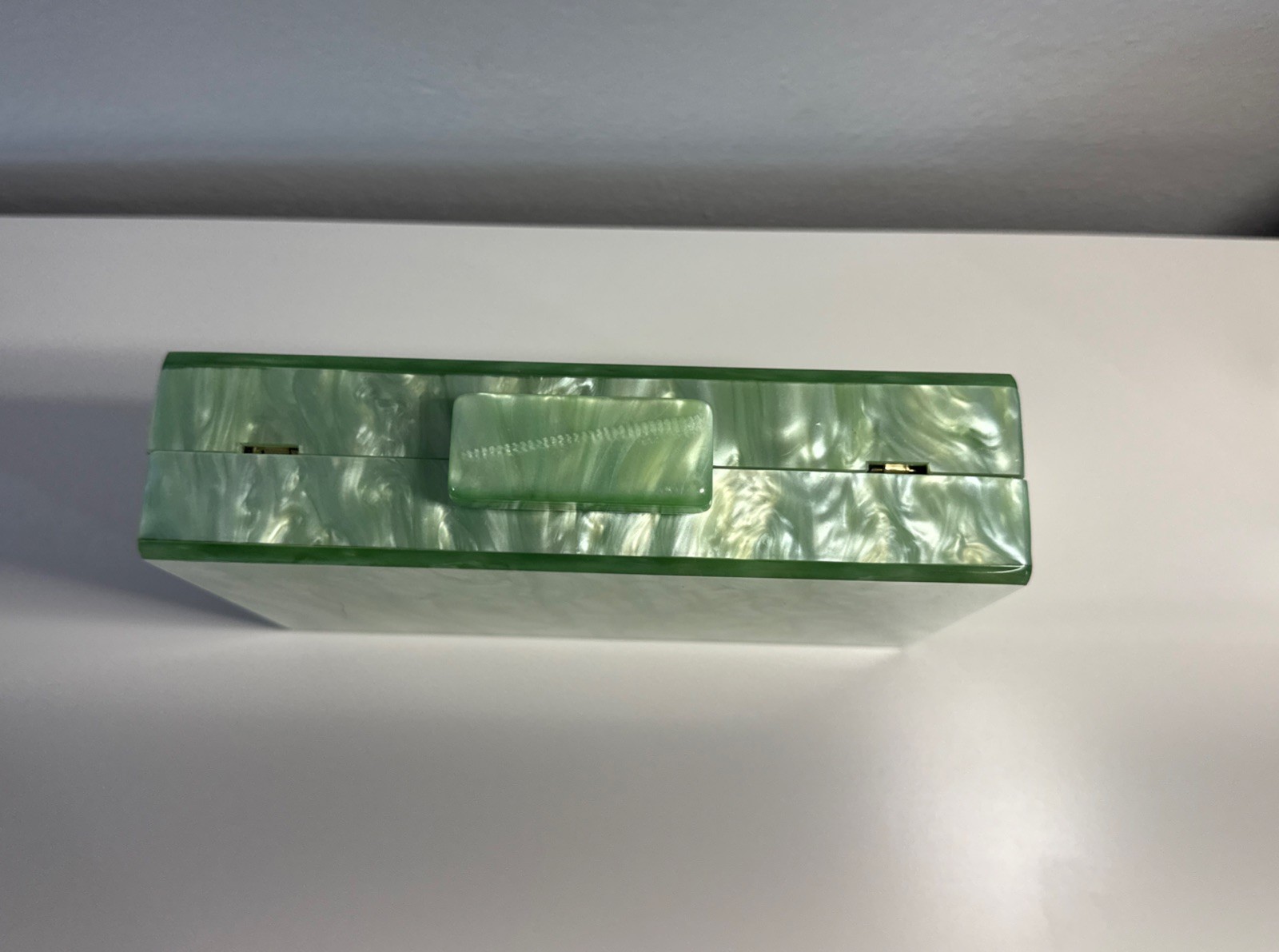 Women Acrylic Magnetic Closure Clutch Wedding Clutch Bag with Gold Chain Green