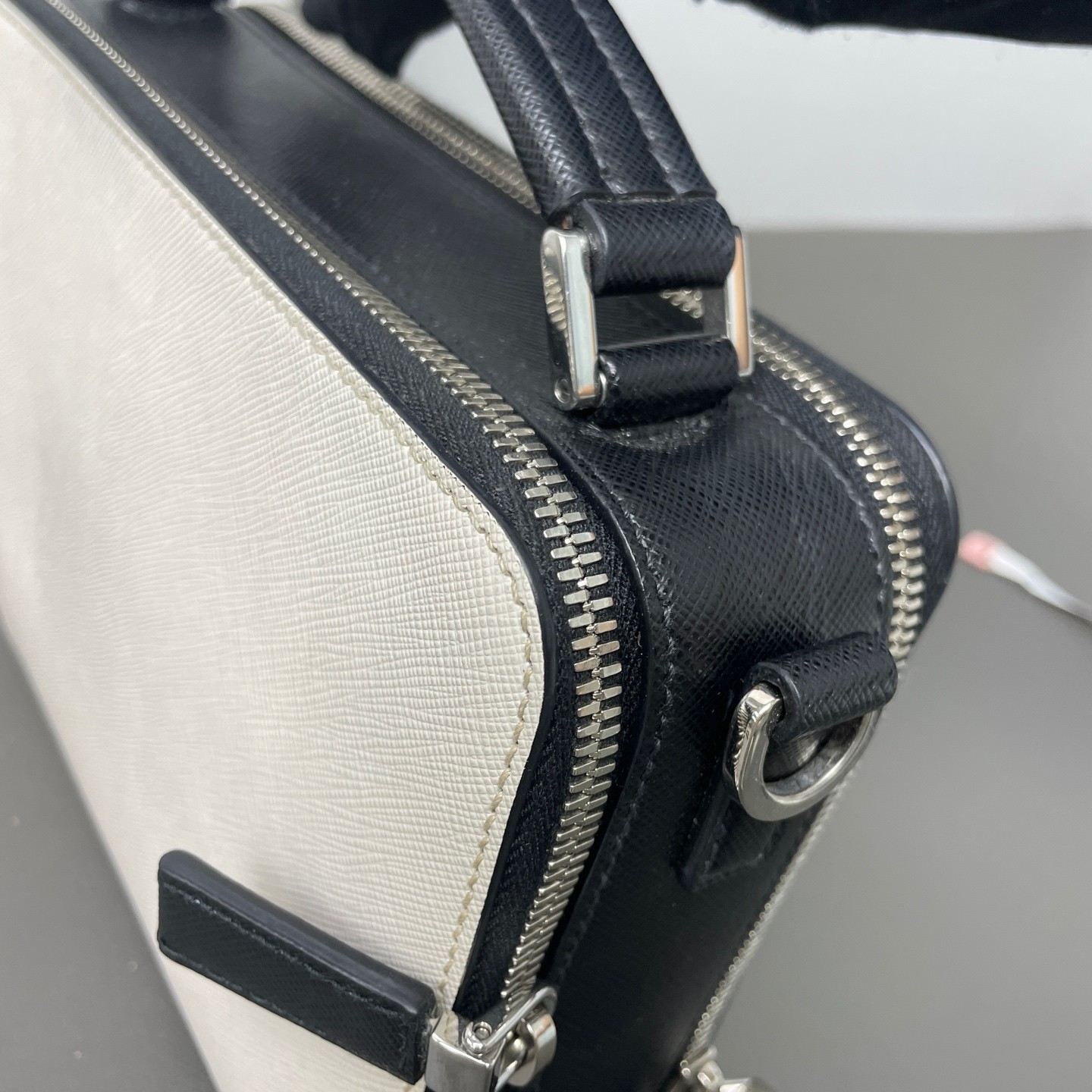 Prada Pre-Owned Authentic Camera Bag Colorblock Leather Free Tracked Shipping