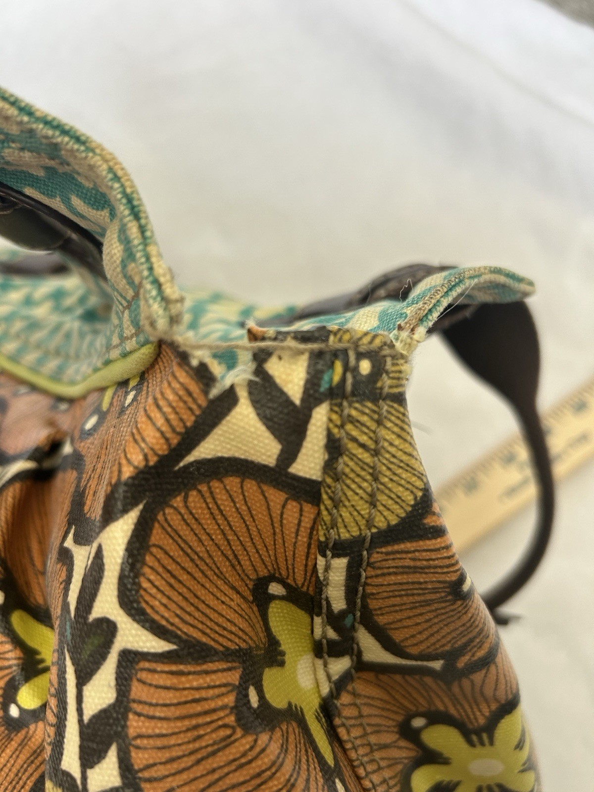 Fossil Key Per Floral Coated Canvas Shoulder Bag Purse Tote Weekend Beach Travel