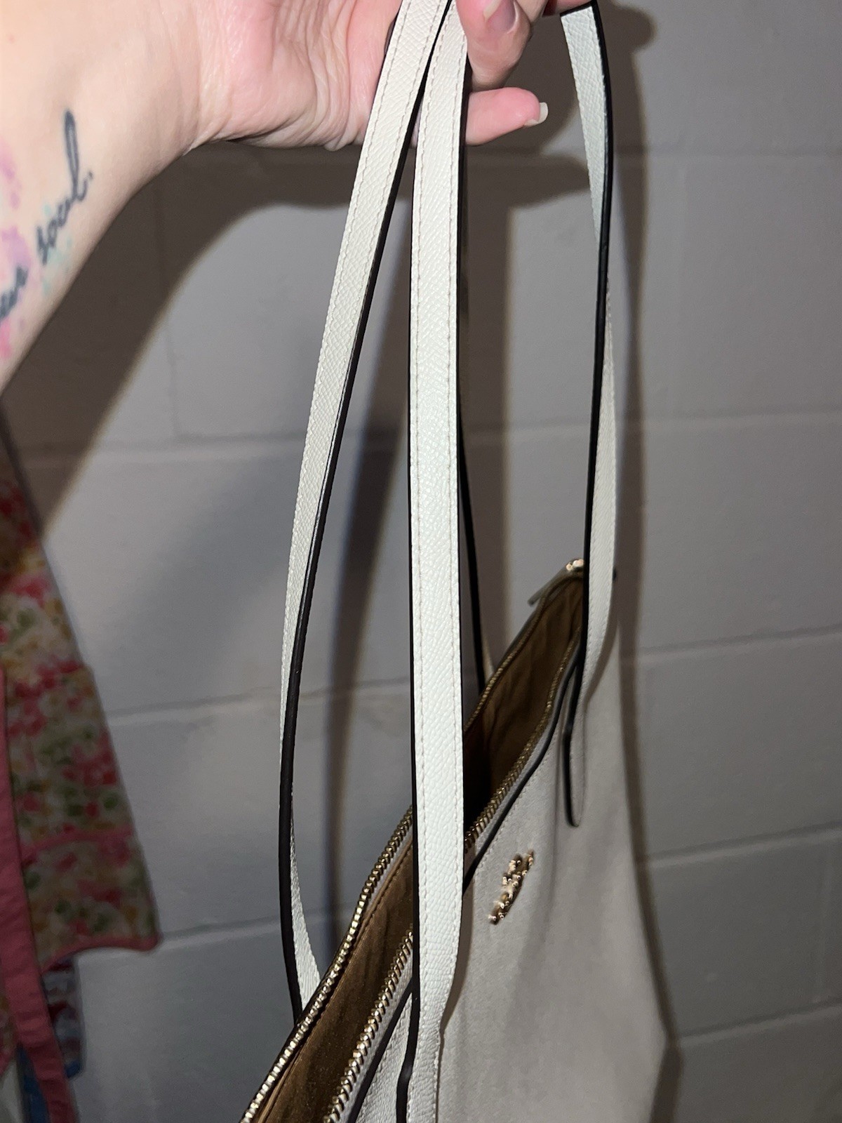 Coach Fiona Zip Tote Bag White Shoulder Purse No. 4454