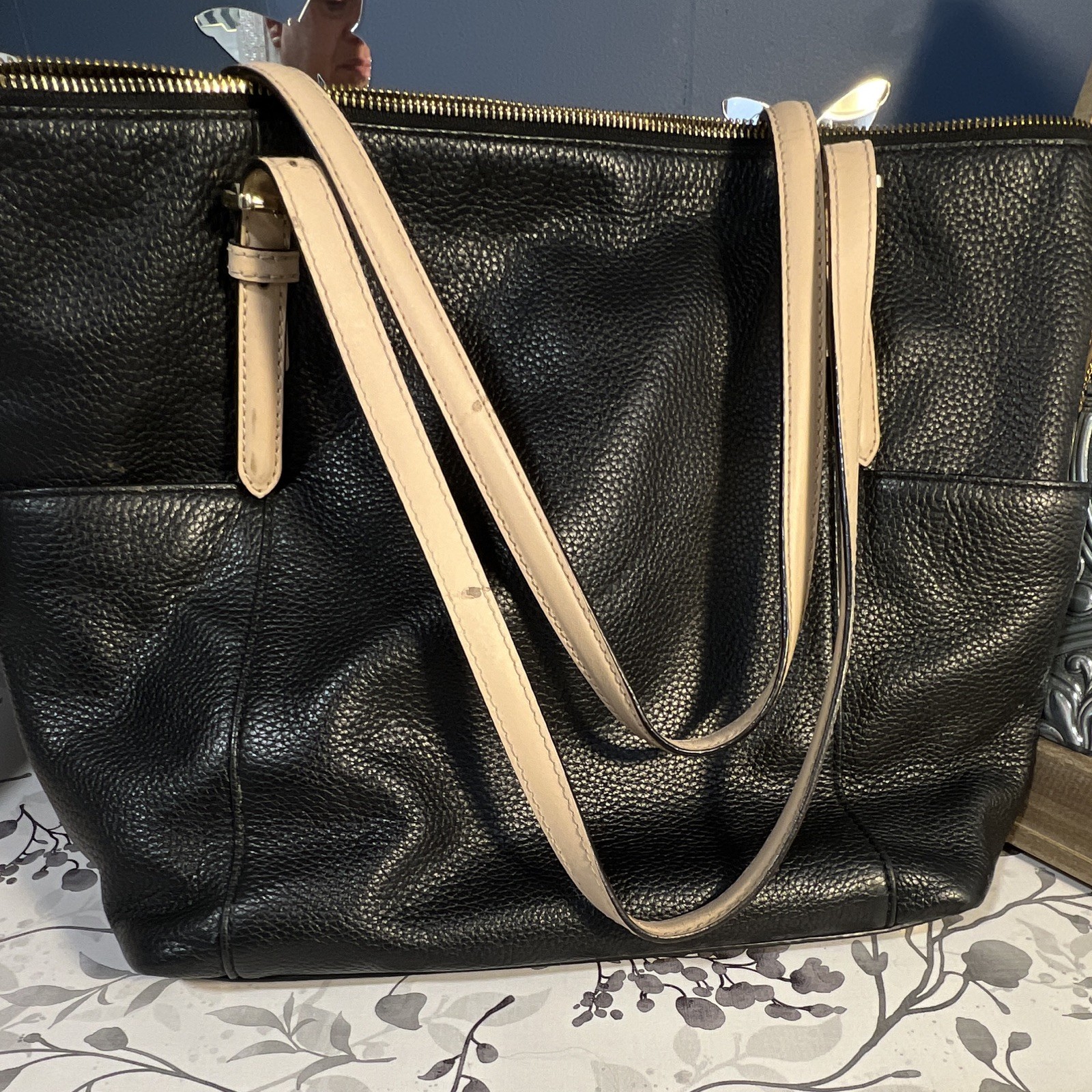 Michael Kors Black Pebbled Large Tote Beige Shoulder Straps Gold Charm Zip