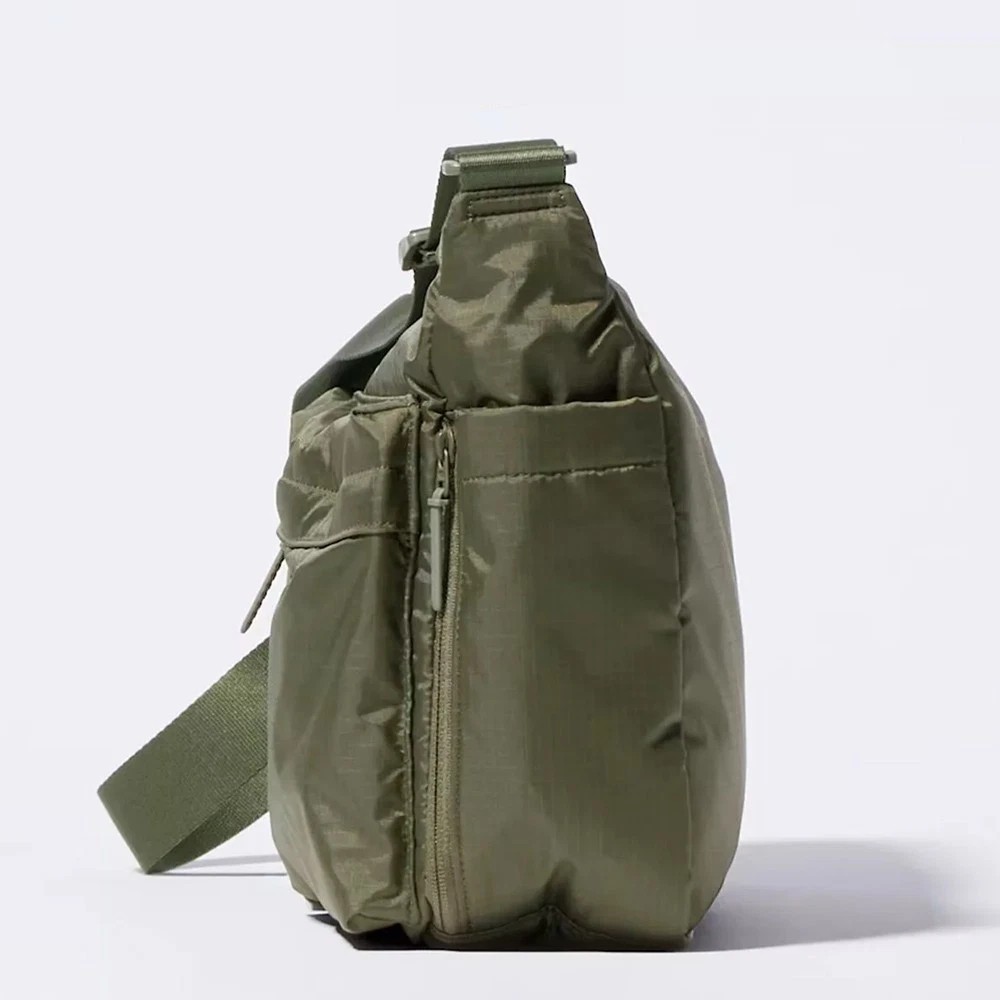 UNIQLO Multi Pocket Shoulder Bag 2 Colors Handbag For Men Women Messenger Bags
