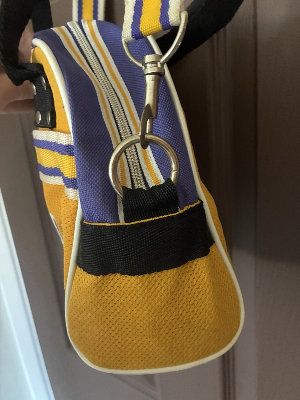 Los Angeles LAKERS #04 Purse Shoulder Bag LeBron James White NBA Basketball NWT