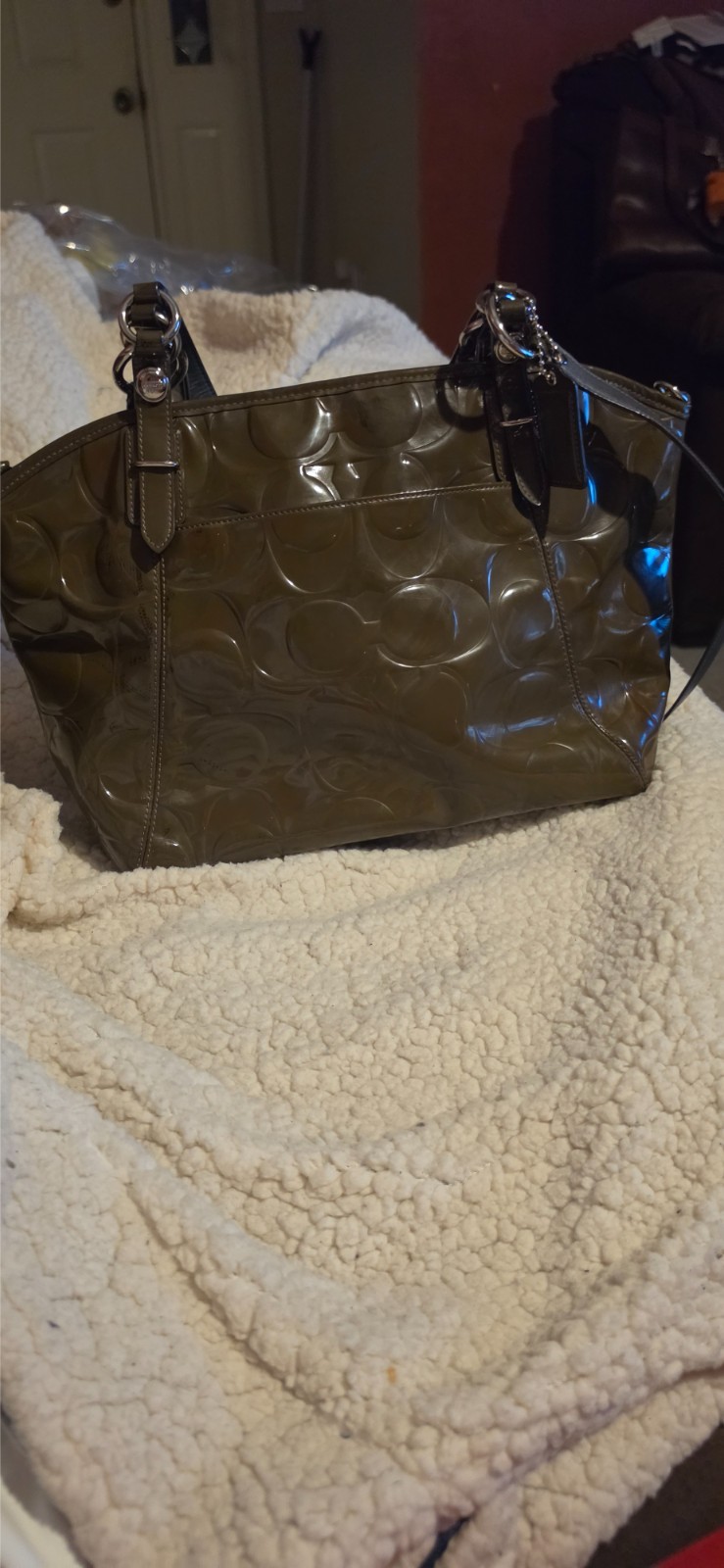 COACH Ashley Gallery Tote Olive Green Patent Leather Shoulder Bag Purse