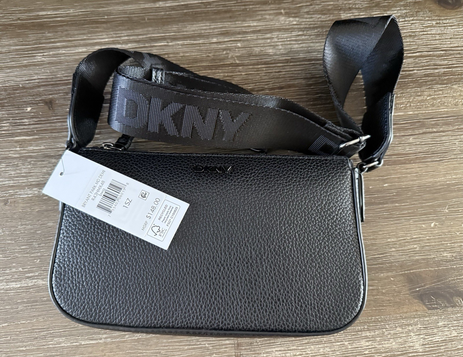 New NWT DKNY Bryant Park MD Demi Bag Black