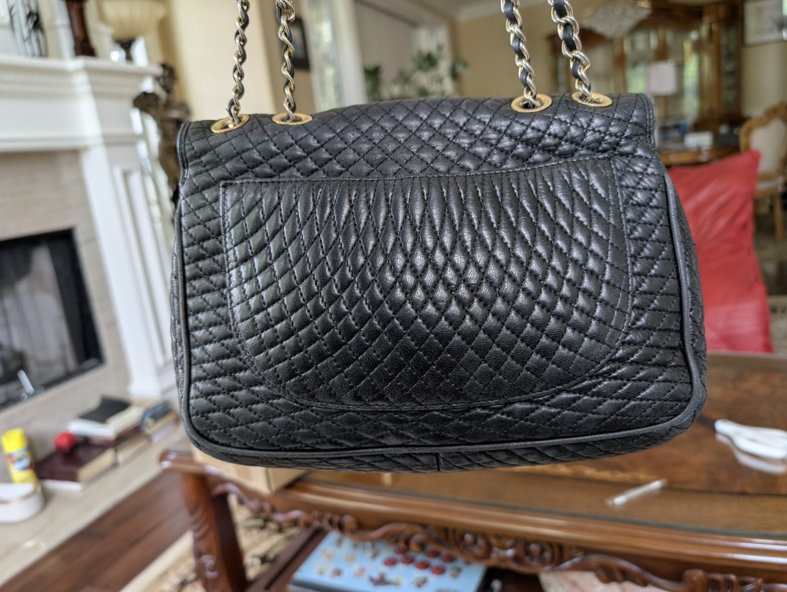 Bally – Vintage – Black Quilted Leather Chain Crossbody Bag – Y2K, Classic