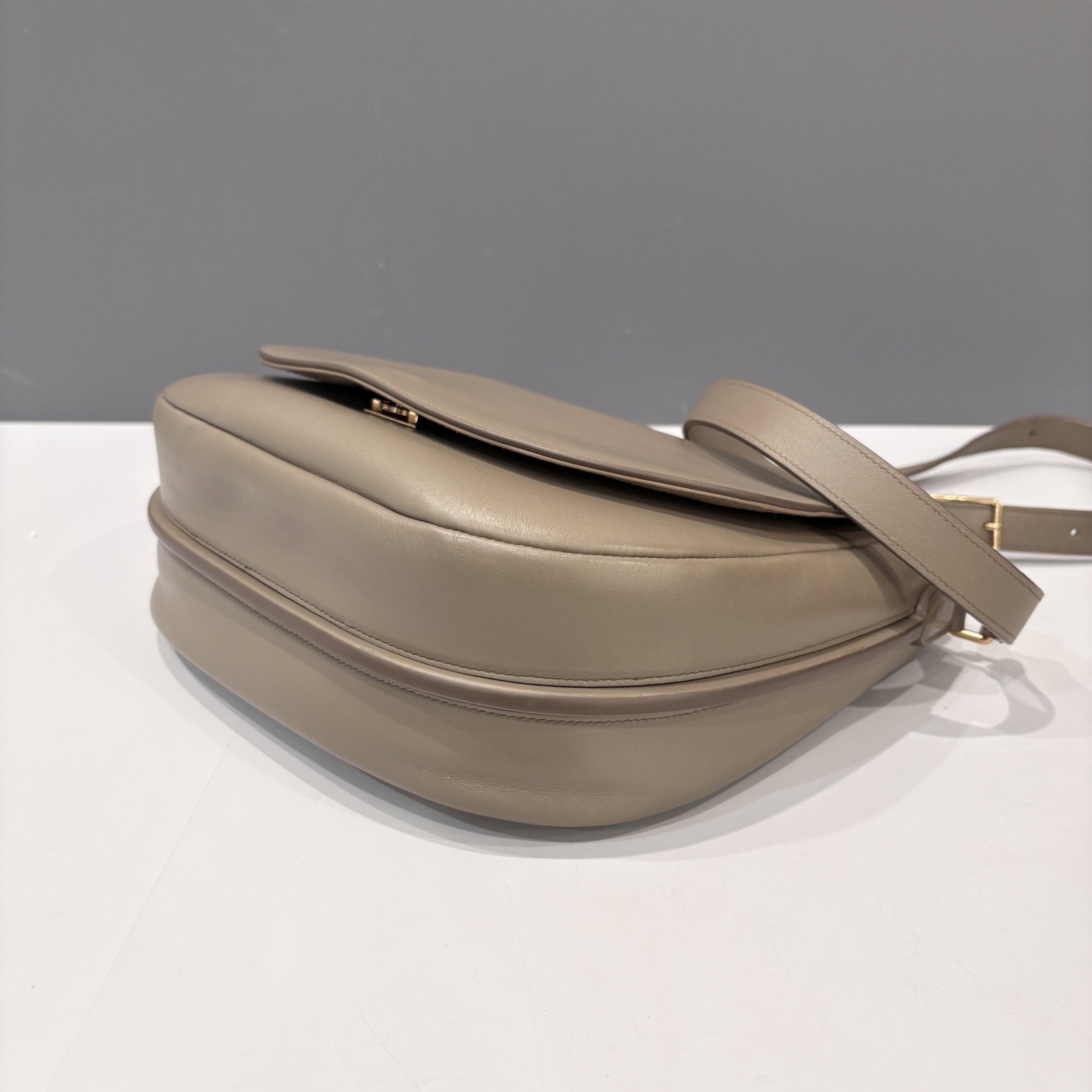 Celine Saddle Bag Grey Smooth Calfskin (ws012626e6)