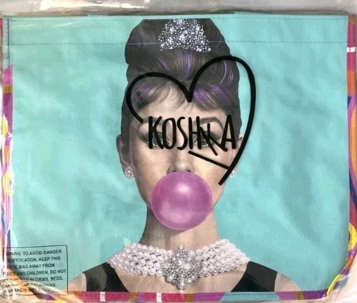 Audrey Hepburn Blowing A Pink Bubble Tote Bag Extra Large With Small Coin Purse