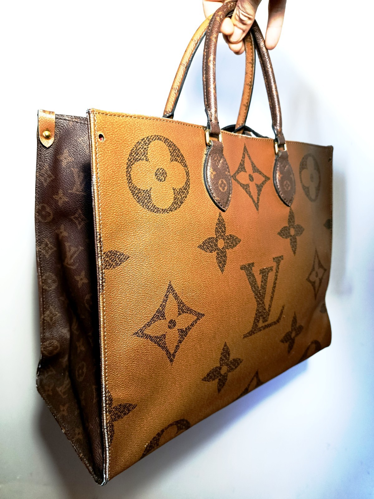 Louis Vuitton Onthego GM Giant Monogram Reverse Tote Bag MZ0199 2019 Auth