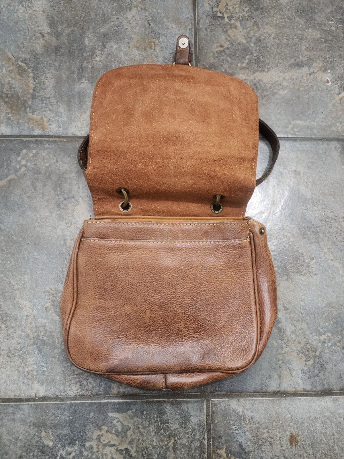 Patricia Nash Brown Leather Crossbody Indie Boho Brass Hardware Purse Bag