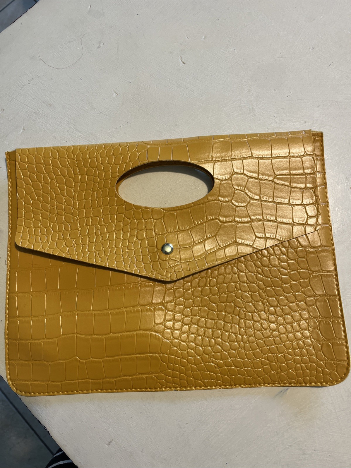 Gold Envelope Purse Clutch Snap Closure Cut Out Handle Evening Bag, 10×13”