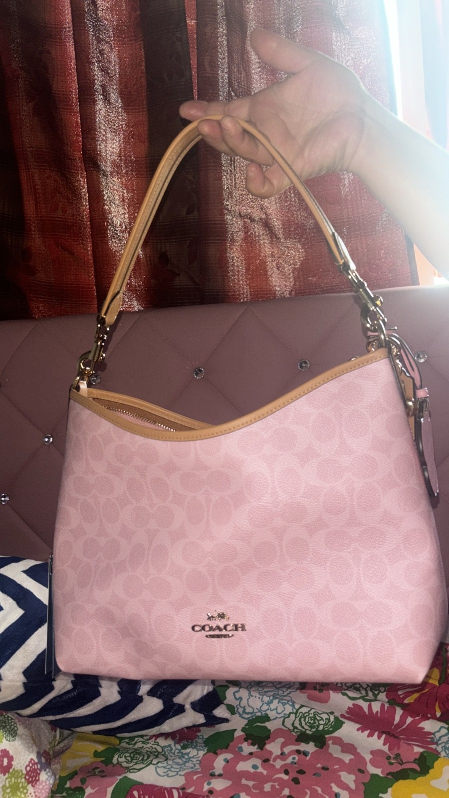 Laurel Coach Shoulder bag in canva pink