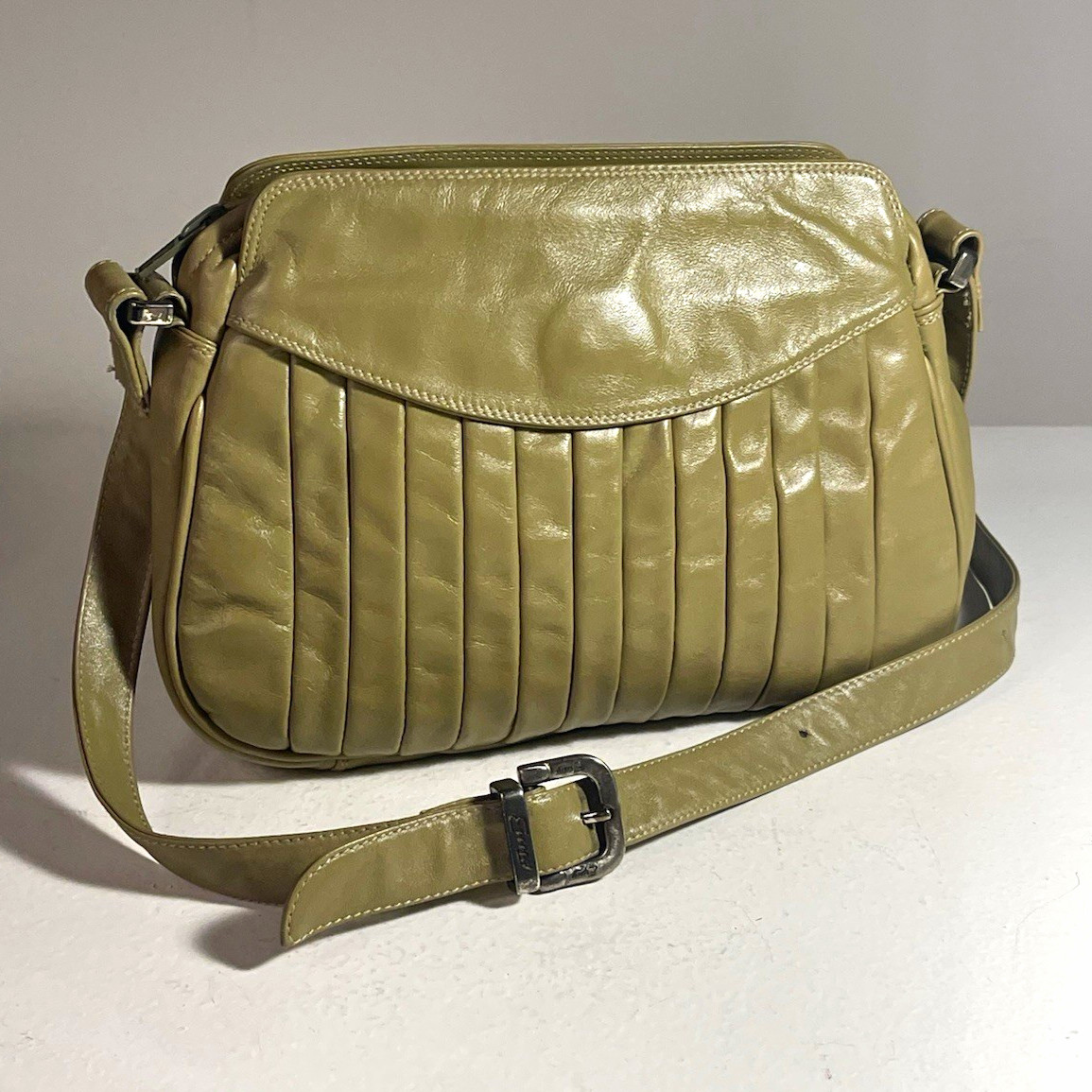 Vintage Enny Italy Olive Green Leather Shoulder Bag Pleated Ruched Accordion 80s