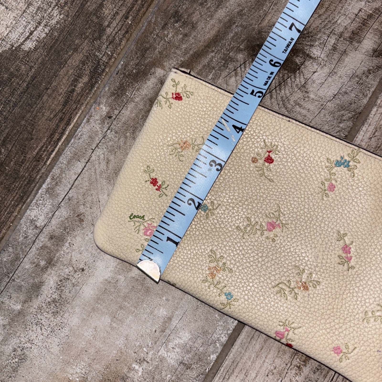 Coach Wristlet Antique Floral Pink Small Pouch No Wrist Strap Zip Closure