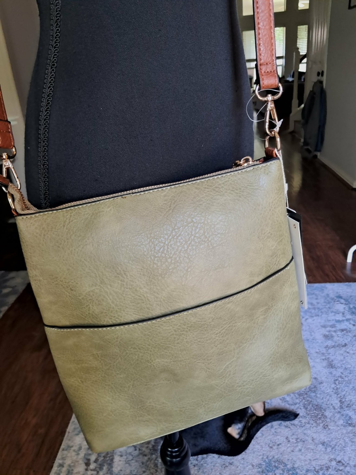 Le Miel Vegan Crossbody Bag Sage Green Multi Pocket LQF038-Z