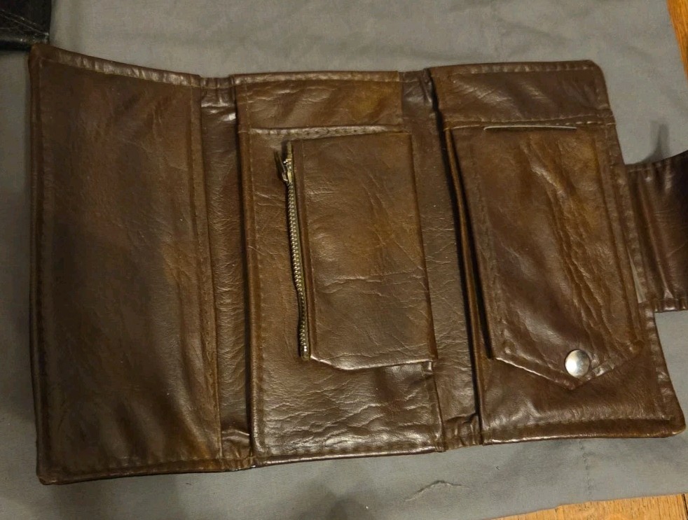 Lot 6 Womens Clutch / Purses. various styles and colors