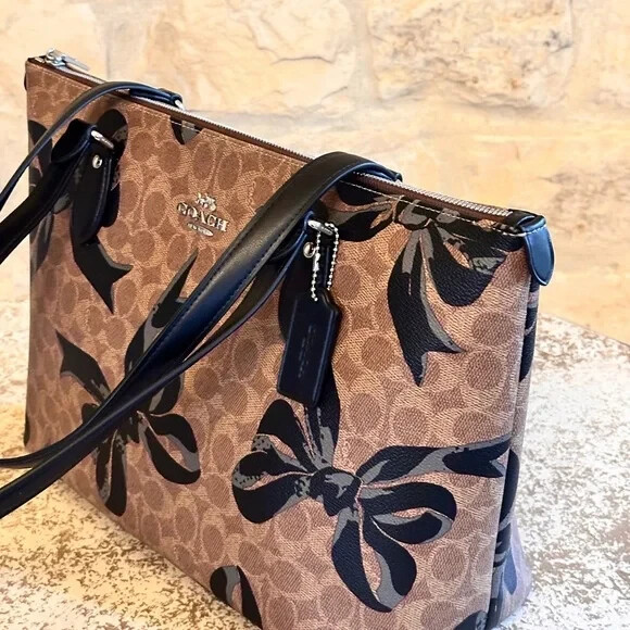 Coach Bow Print Gallery Tote Signature Canvas Brown Black Bag/Wallet Option NWT