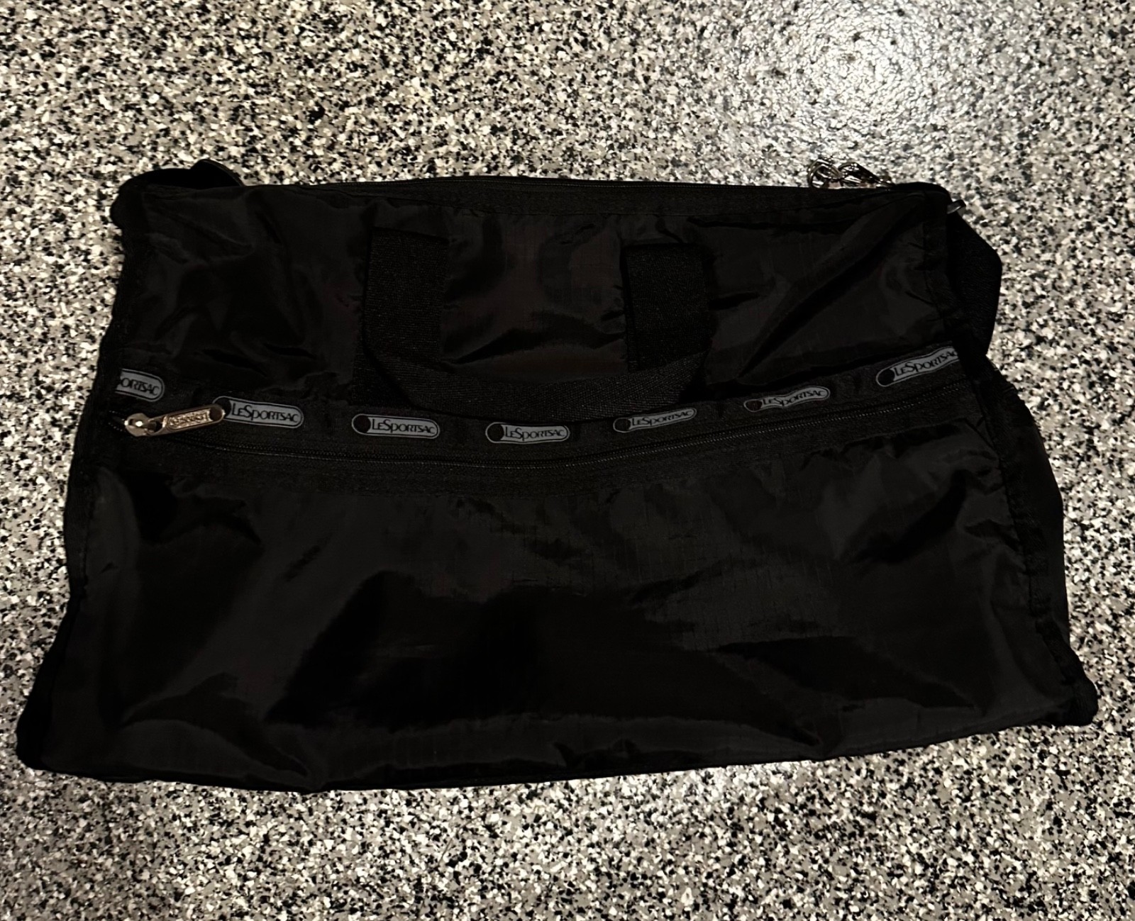 Lesportsac Classic Black Weekender Gym Duffle Bag Crossbody With Lock & Keys USA