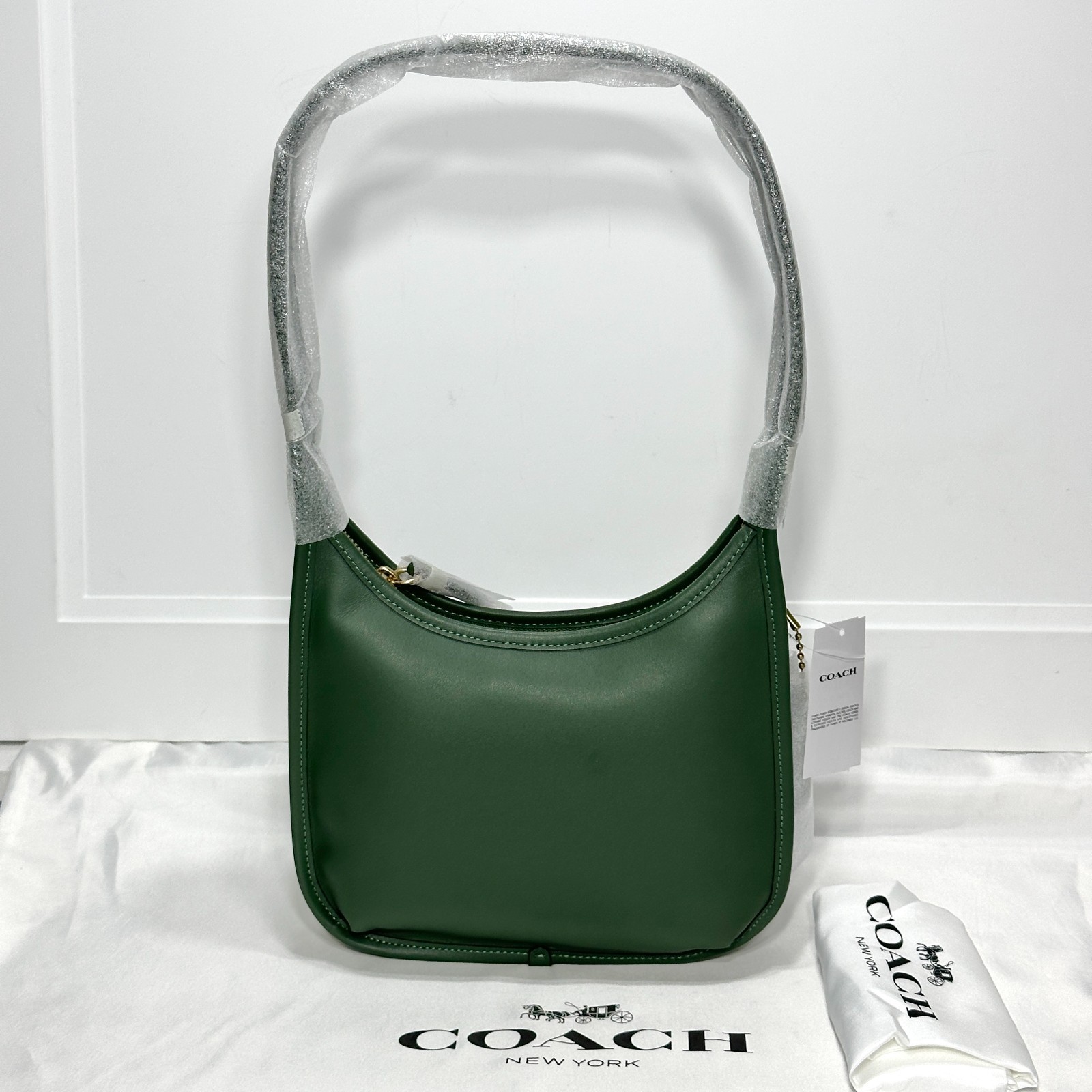 Coach Curve Zip Glovetanned Leather Bag Hunter Green CAF11 NWT