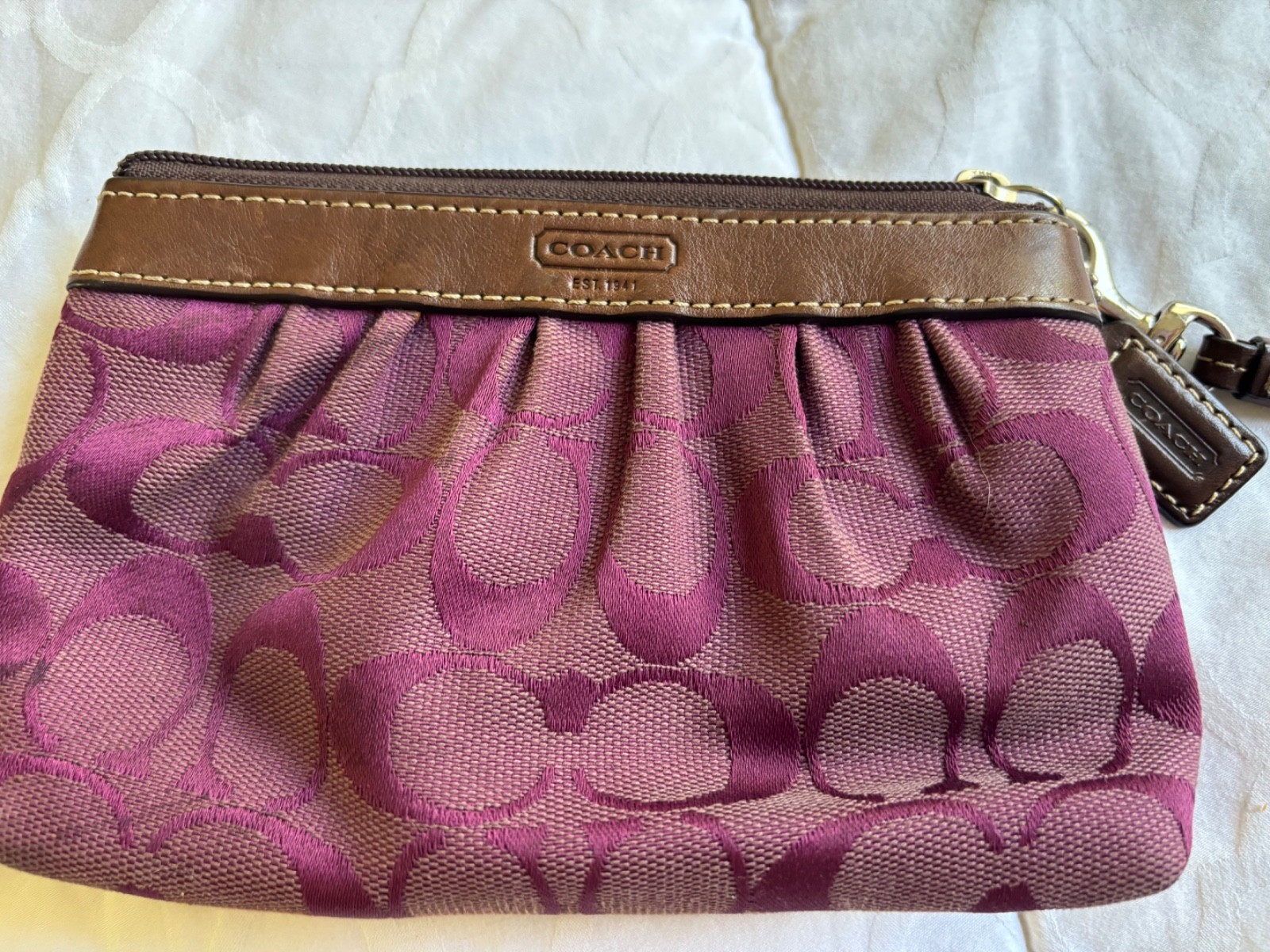 Vintage Coach Signature C Pleated Wristlet Berry Plum Brown Leather Y2K