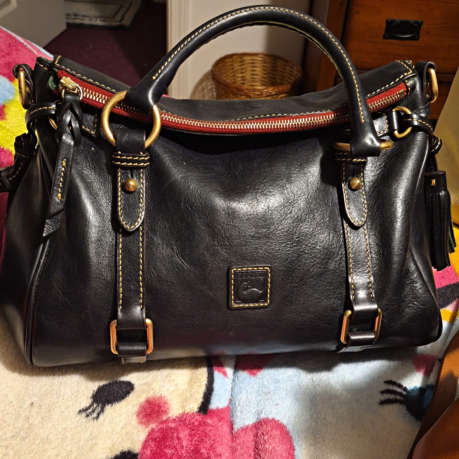 Dooney & Bourke Black Large Satchel Zip Gold Hardware Detachable Strap