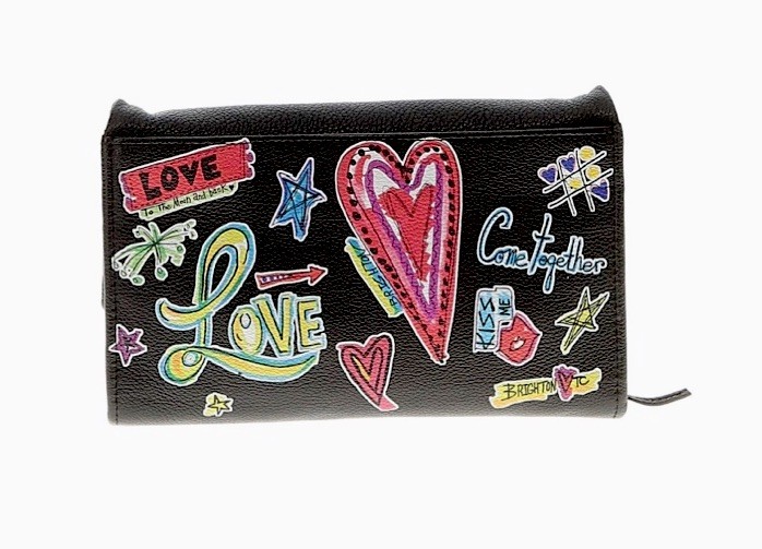 BRIGHTON FASHIONISTA COLLECTION KISS ME FLAP ORGANIZER EUC! T4385M. LOVE IT!