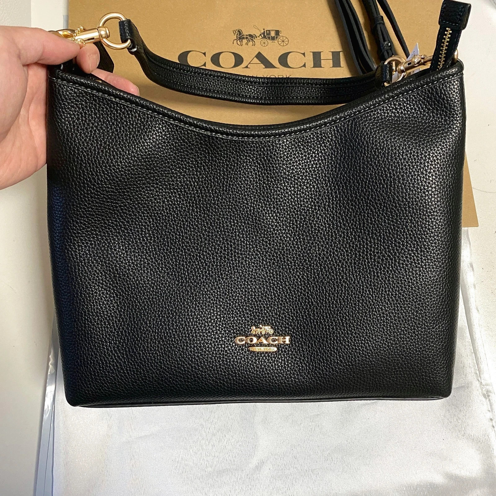 COACH CR148 Laurel Shoulder Bag Soft Pebble Leather Black Outlet New