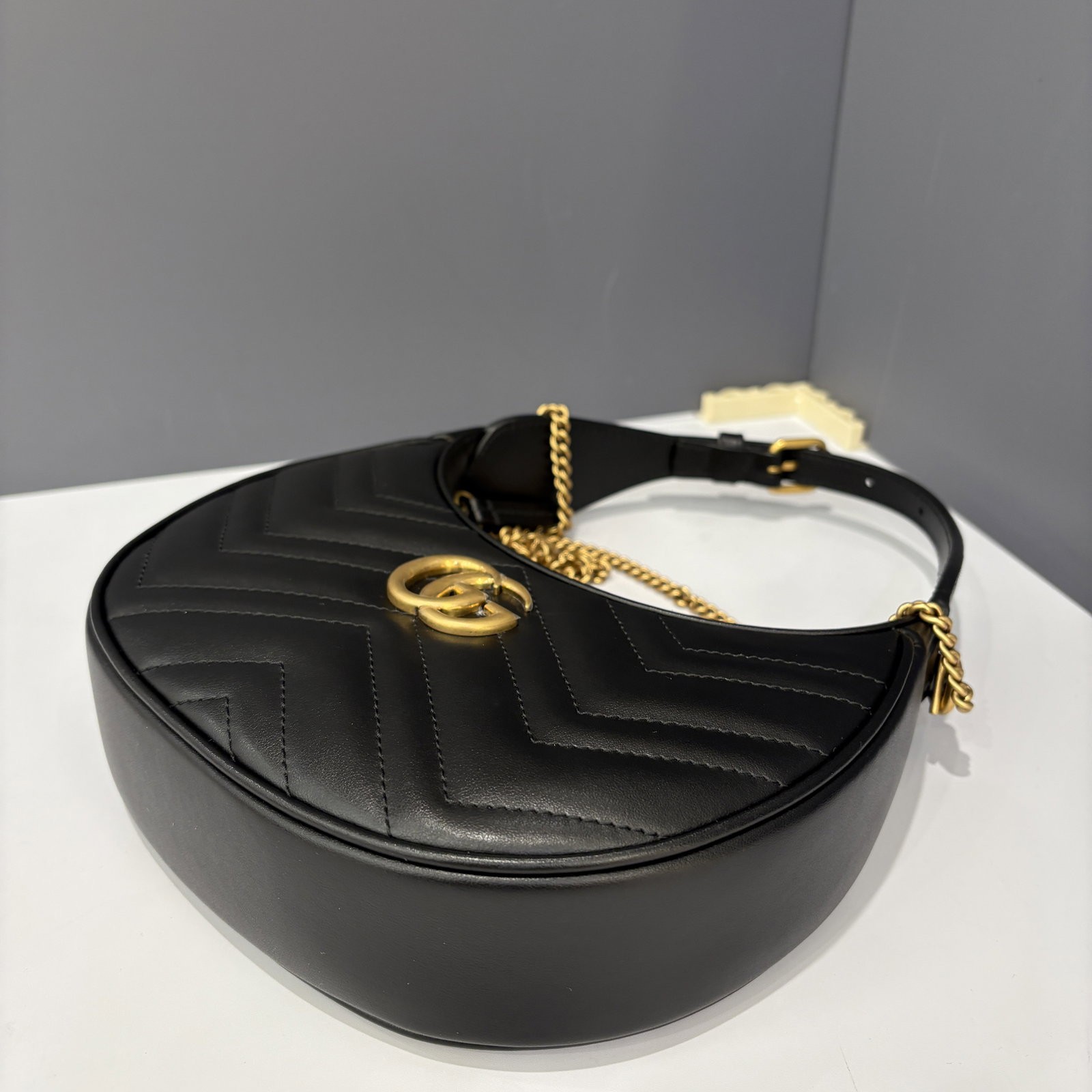 Gucci Hobo Black Calfskin (dh020226c8)