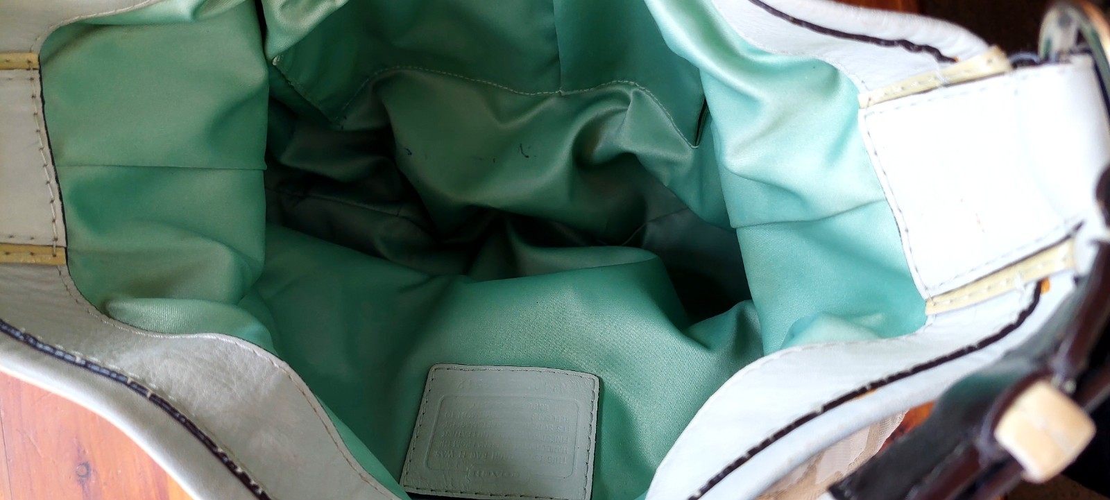 COACH Op art Peyton Hobo Bag … Yes It Needs Work