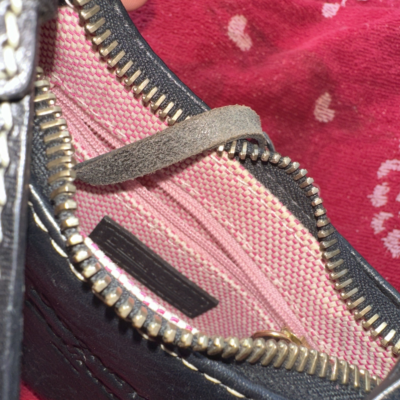 Dooney & Bourke Bitsy Black Pebbled Leather Bag W/ charm