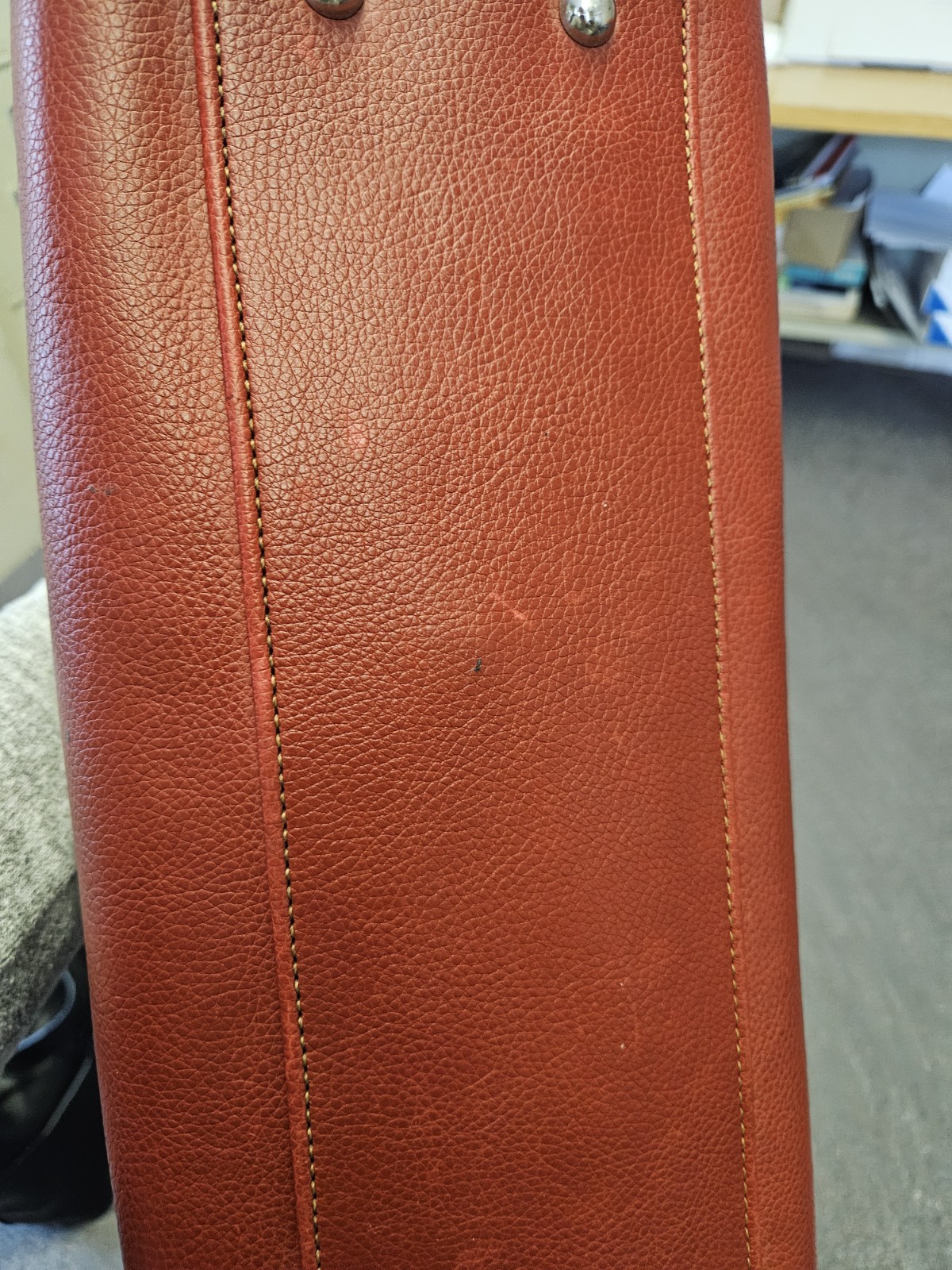 Tod’s Girelli Women’s Red Pebbled Leather Tote Shoulder Hand Bag