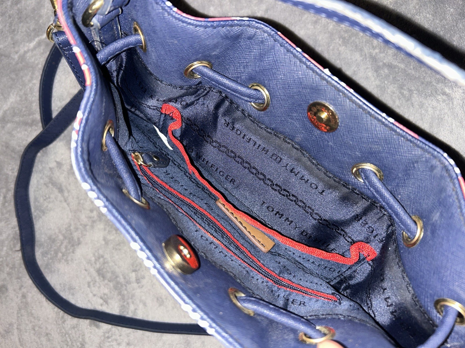 Tommy Hilfiger Plaid Floral Drawstring Bucket Crossbody Bag Detachable Strap